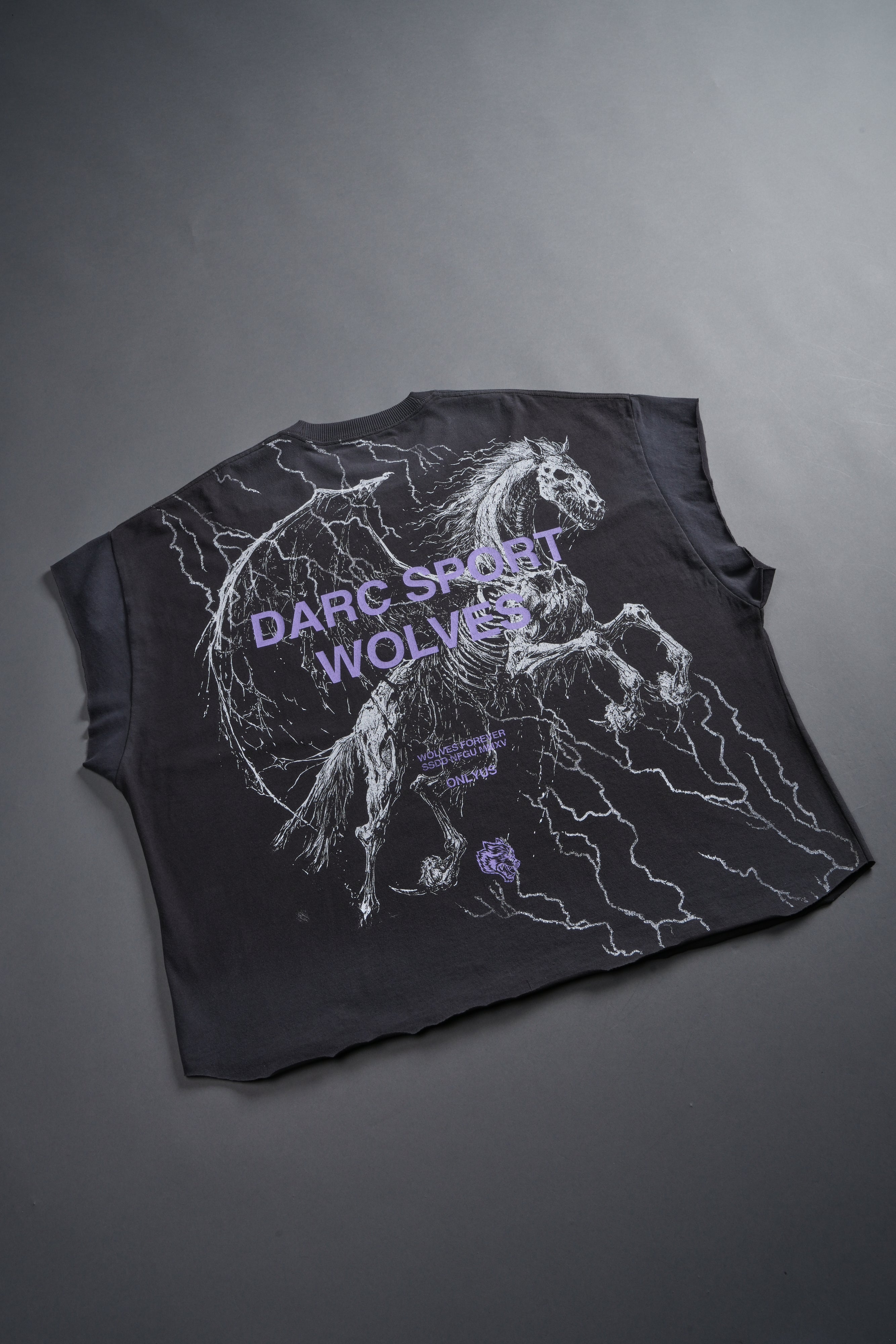 Pegasus Storm Grunge Cut-Off Tee in Wolf Gray Drift Wash