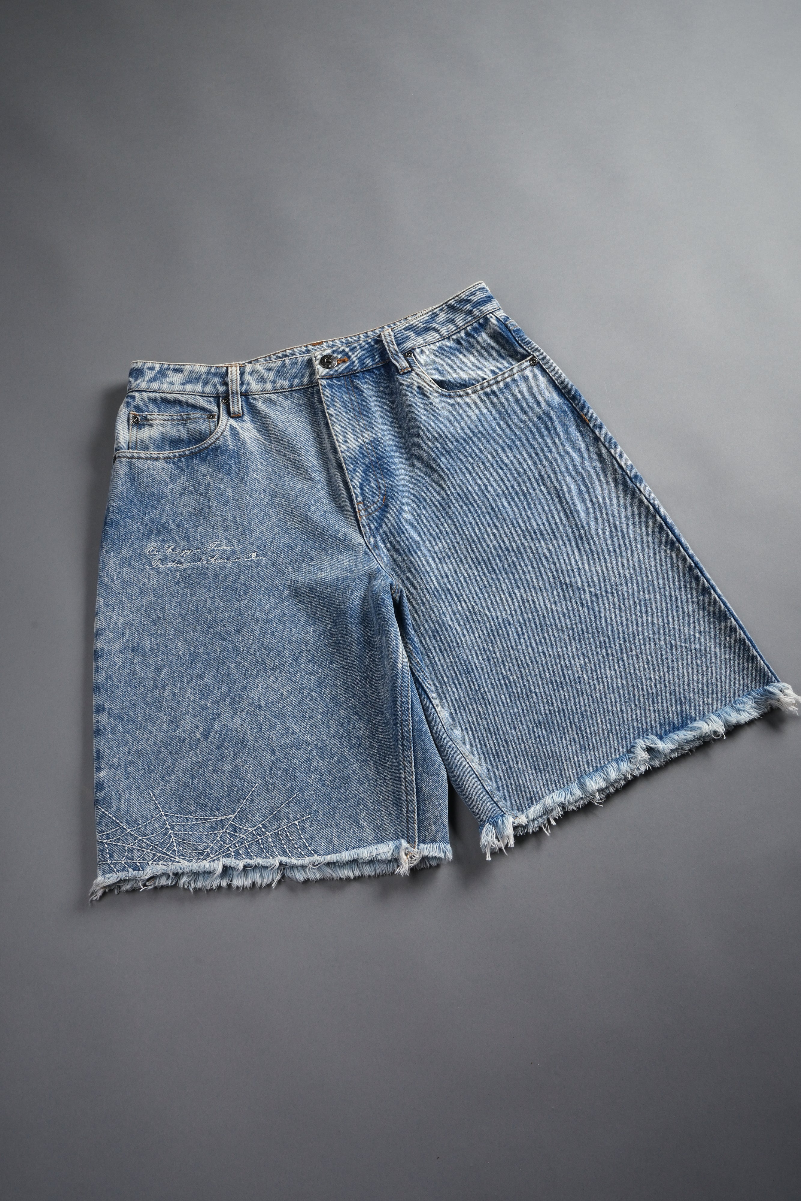 Sashiko Webs Ash Denim Jean Short in Light Wash – DarcSport