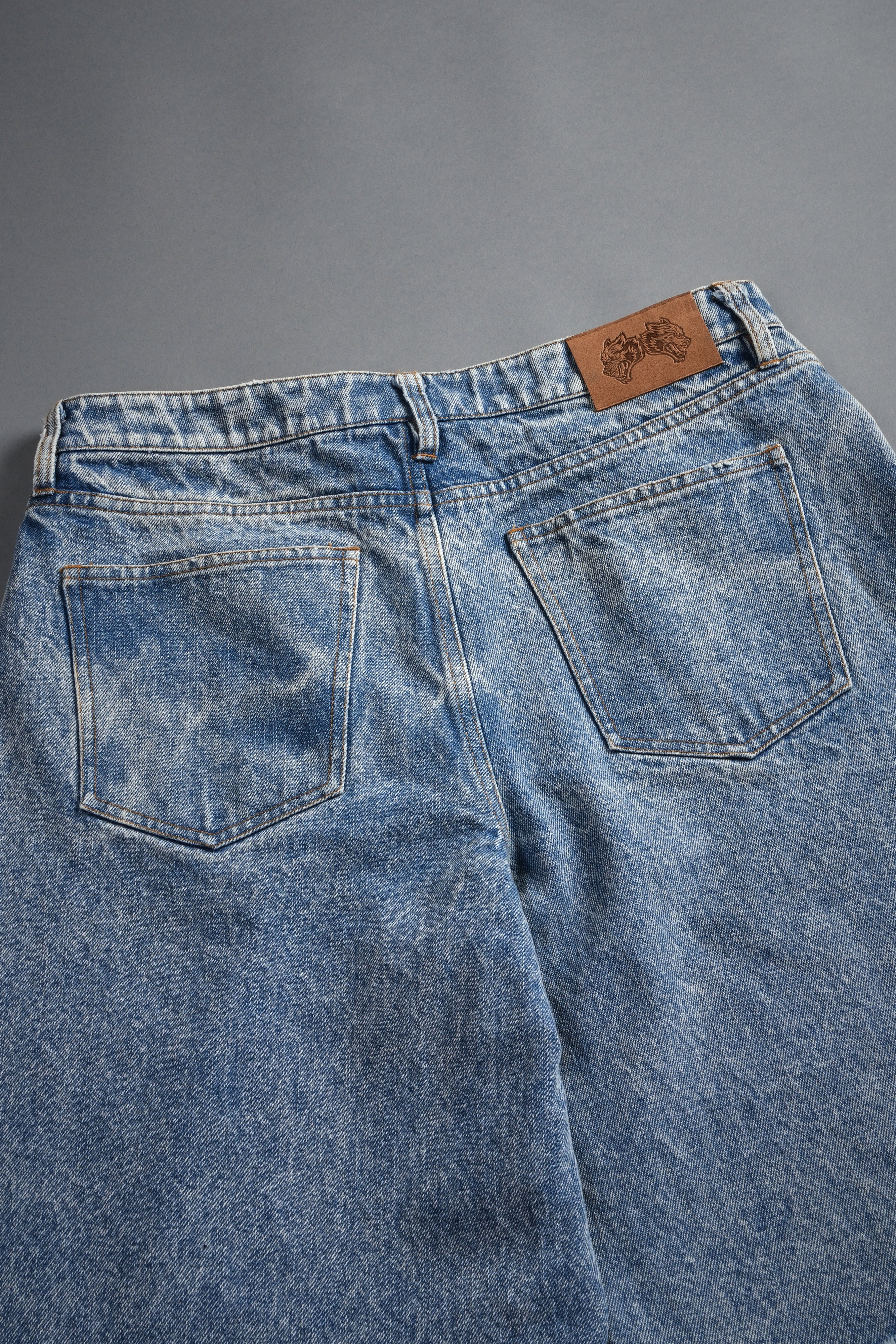 Sashiko Webs Ash Denim Jean Short in Light Wash – DarcSport