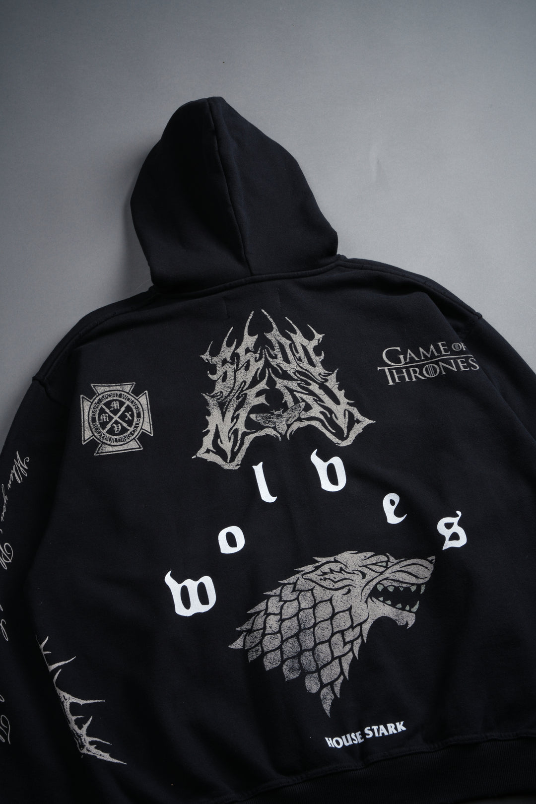 King Of The North Grunge Moatis Zip Hoodie in Black