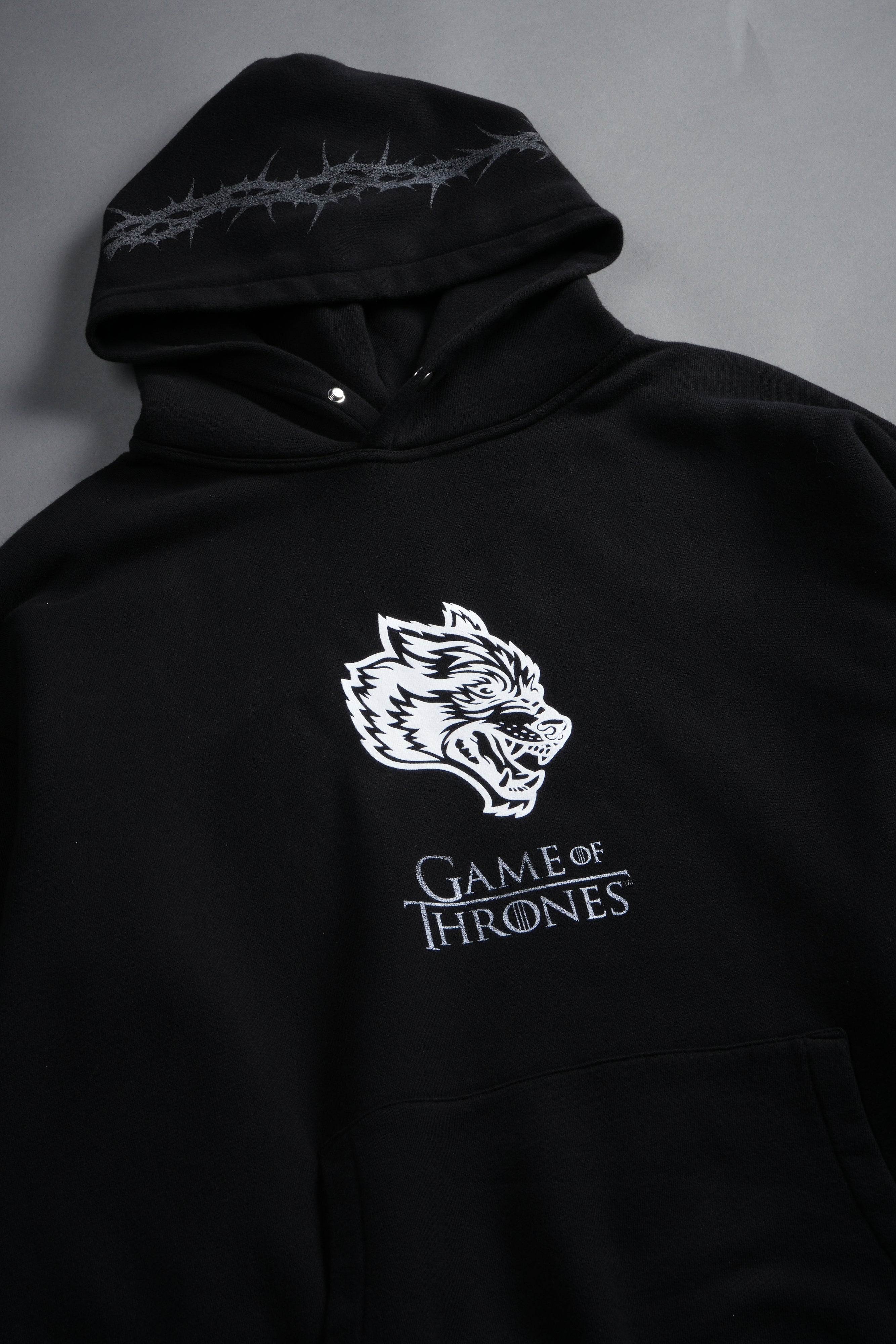 Iron Wolf Pierce Hoodie in Black