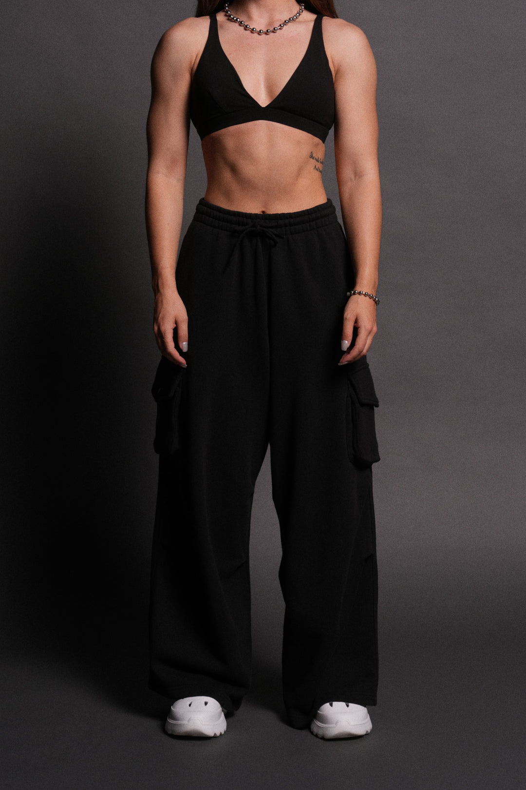 Dual Mia Cargo Sweat Pants in Black