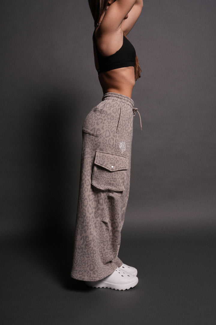 Dual Mia Cargo Sweat Pants in Clay Leopard