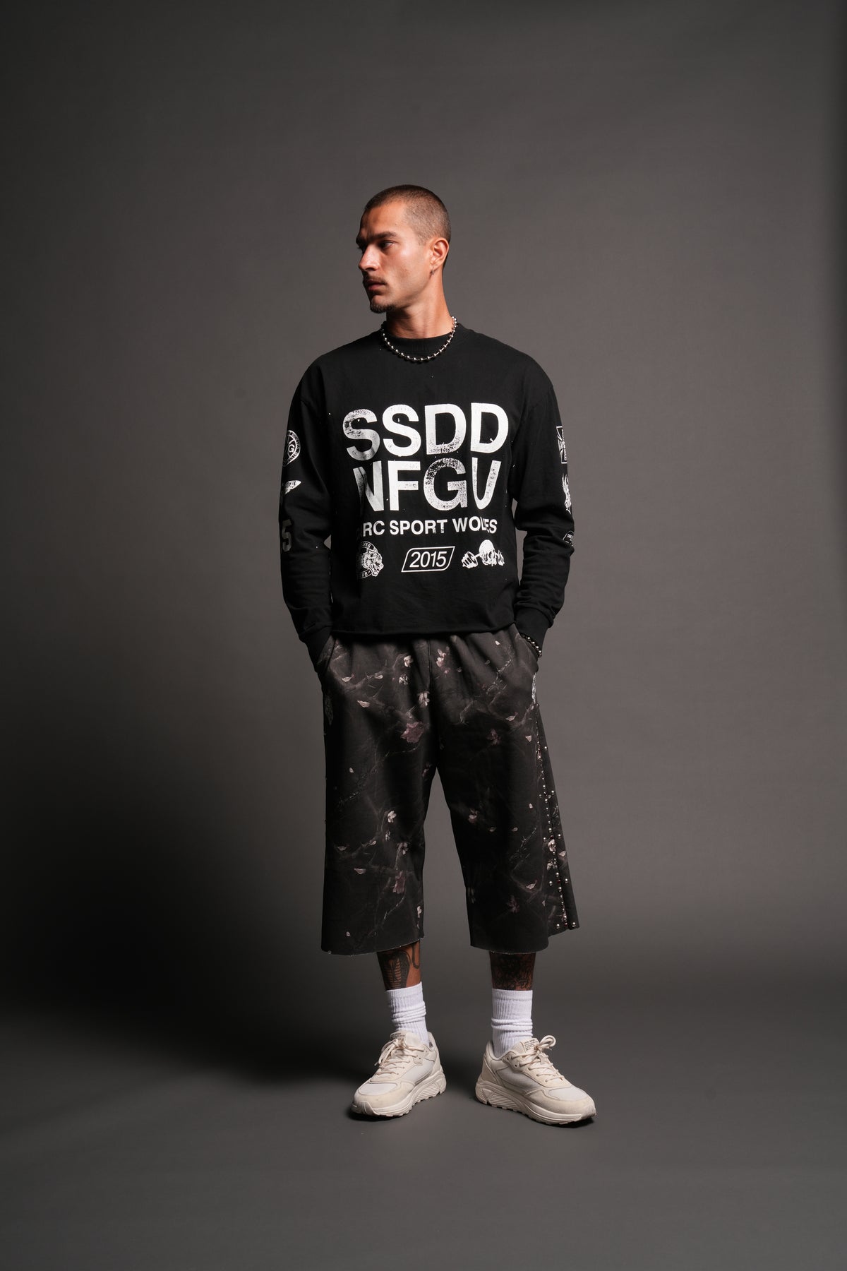 Club Core Grunge Mid Length Raw Hem Ls Tee In Black