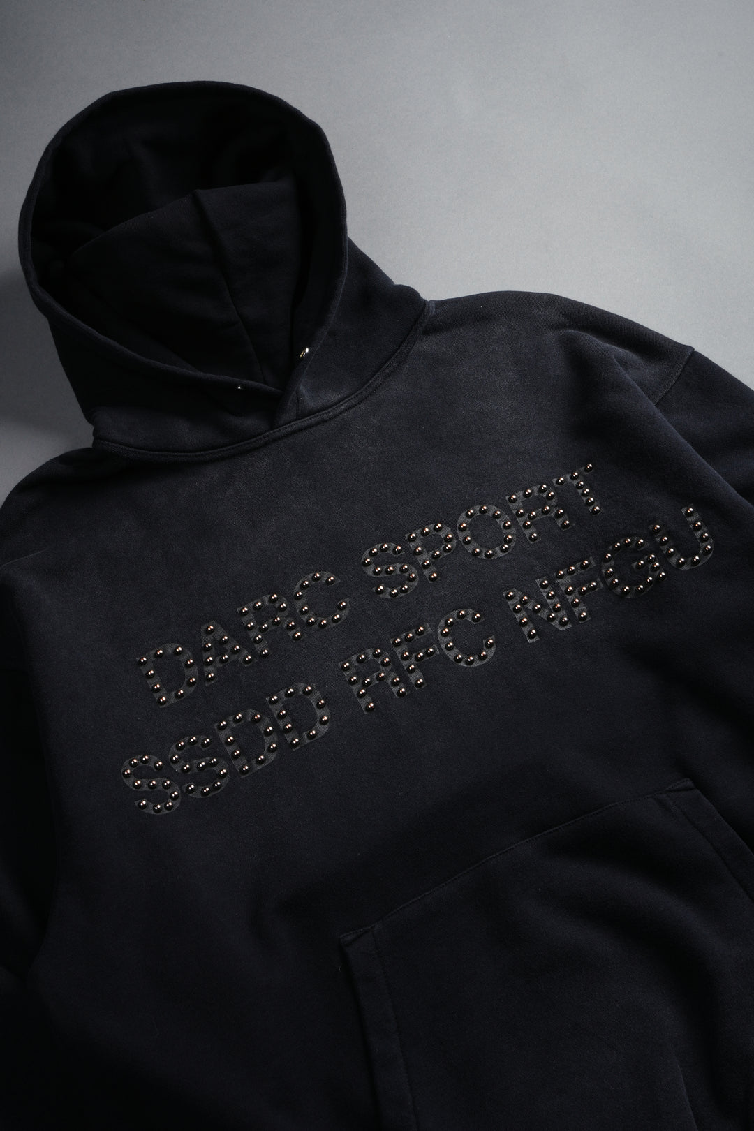 Rfc Ssdd Nfgu Pierce Hoodie in Black Sun Fade