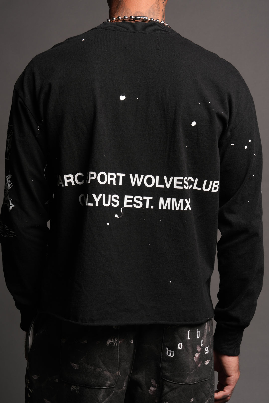 Club Core Grunge Mid Length Raw Hem Ls Tee In Black