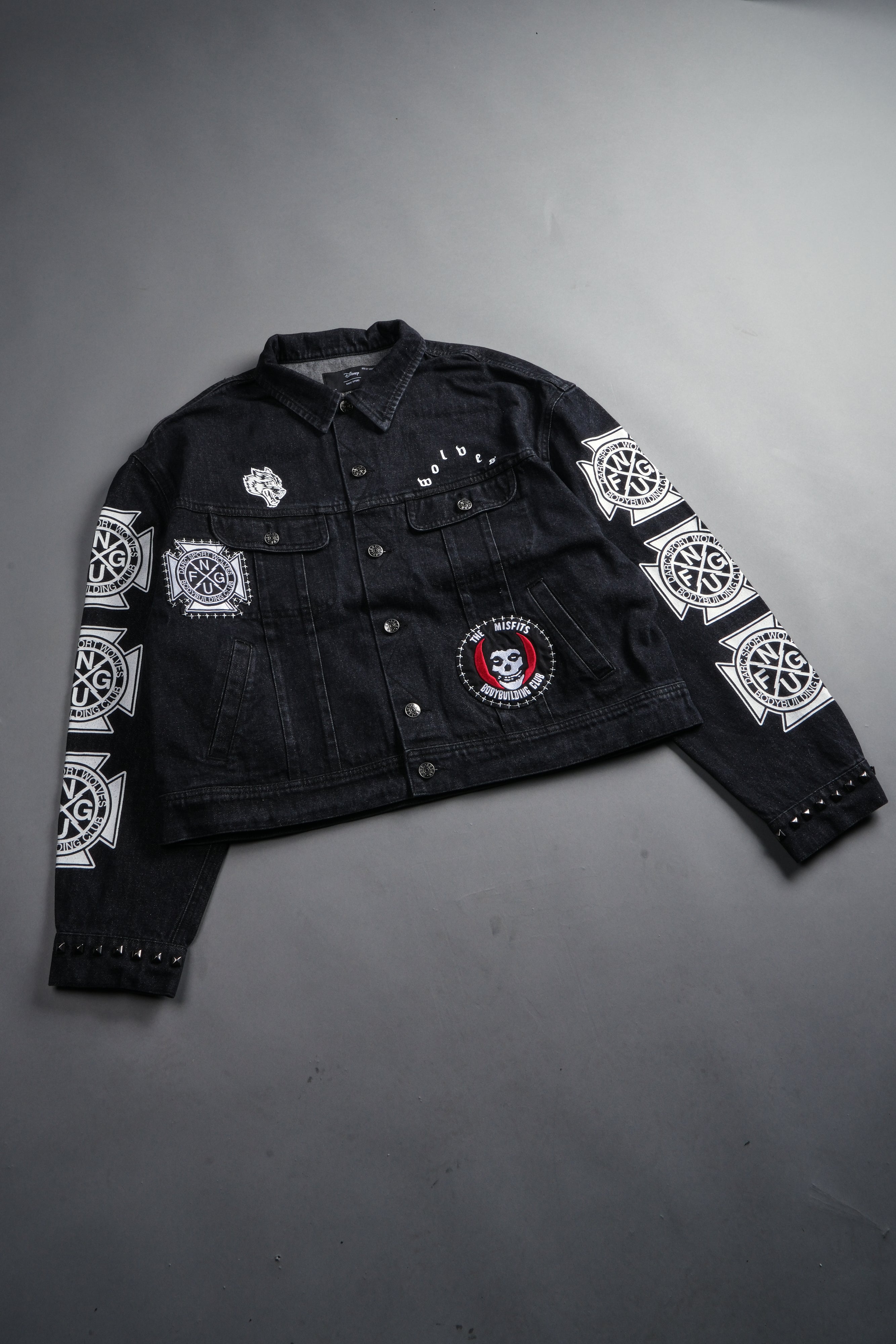 Wolves Blood Cropped American Denim Jacket in Black