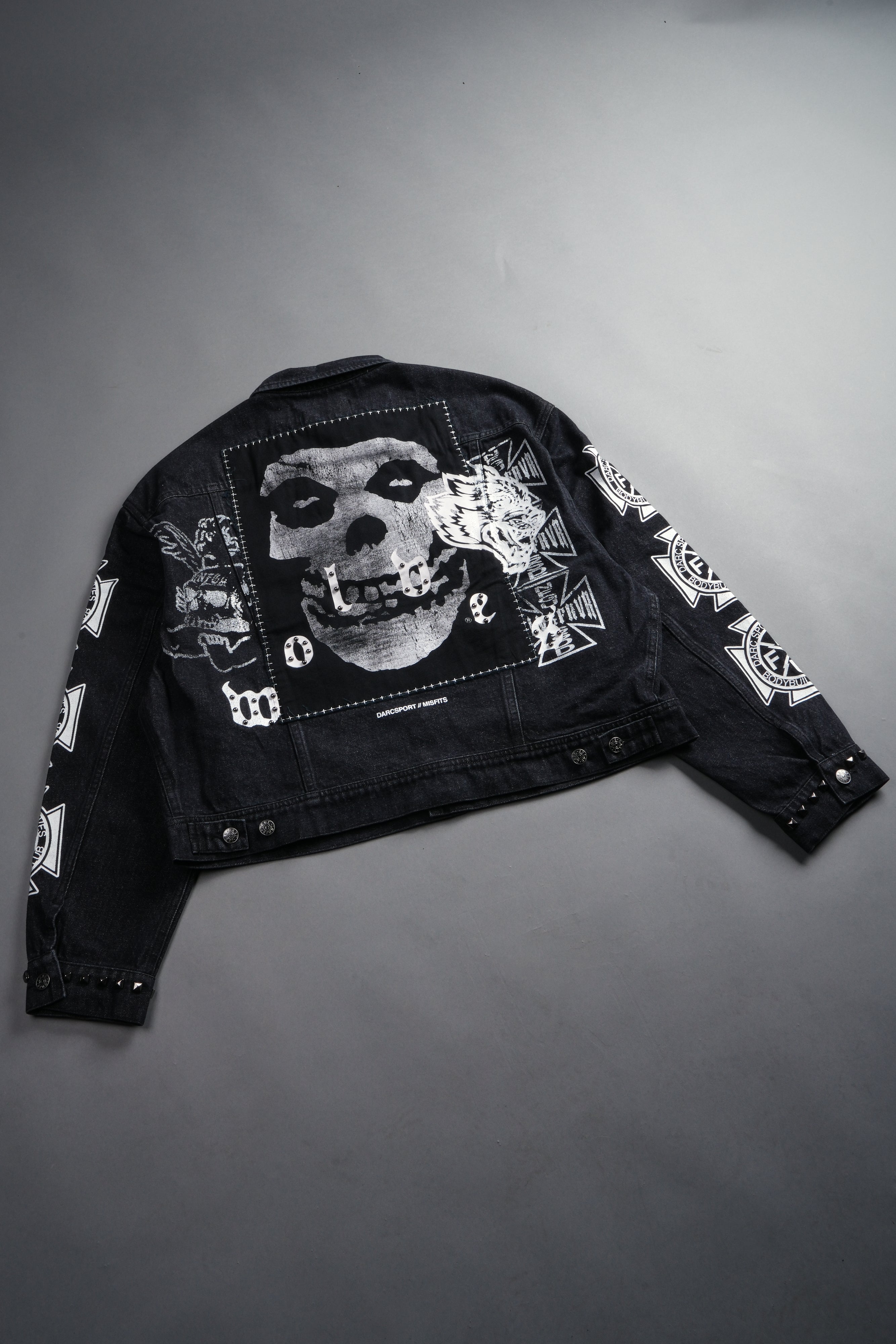 Wolves Blood Cropped American Denim Jacket in Black