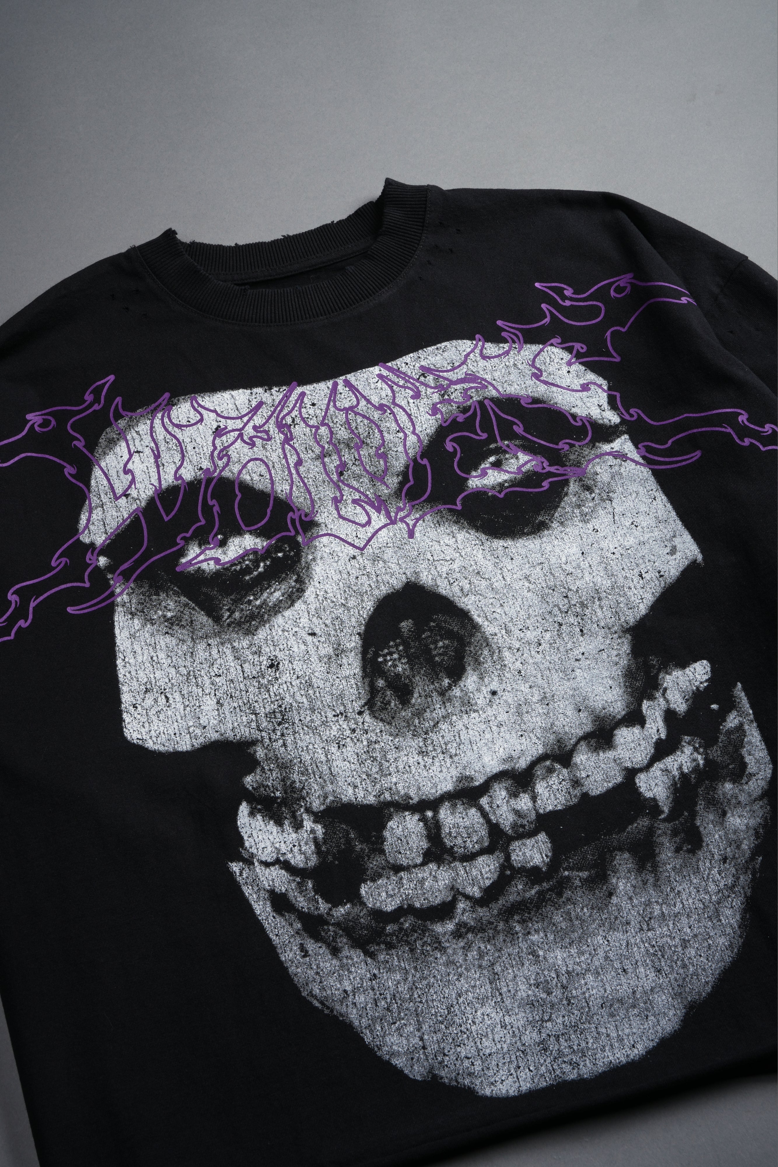 Fiend Skull Distressed Grunge Box Cut Tee V2 in Black