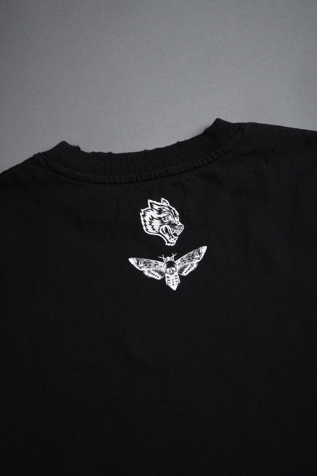 Fiend Skull Distressed Grunge Box Cut Tee V2 in Black
