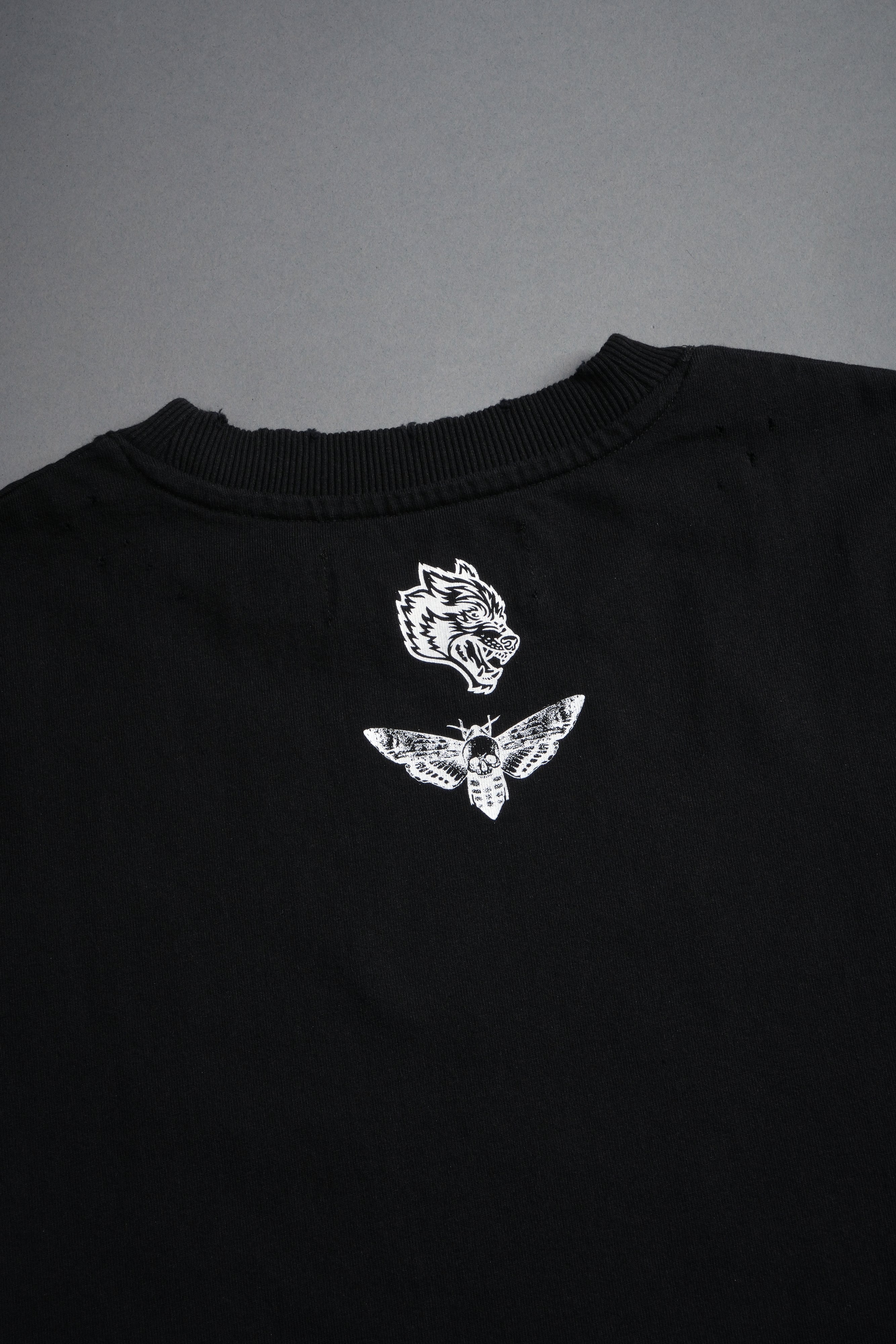 Fiend Skull Distressed Grunge Box Cut Tee V2 in Black