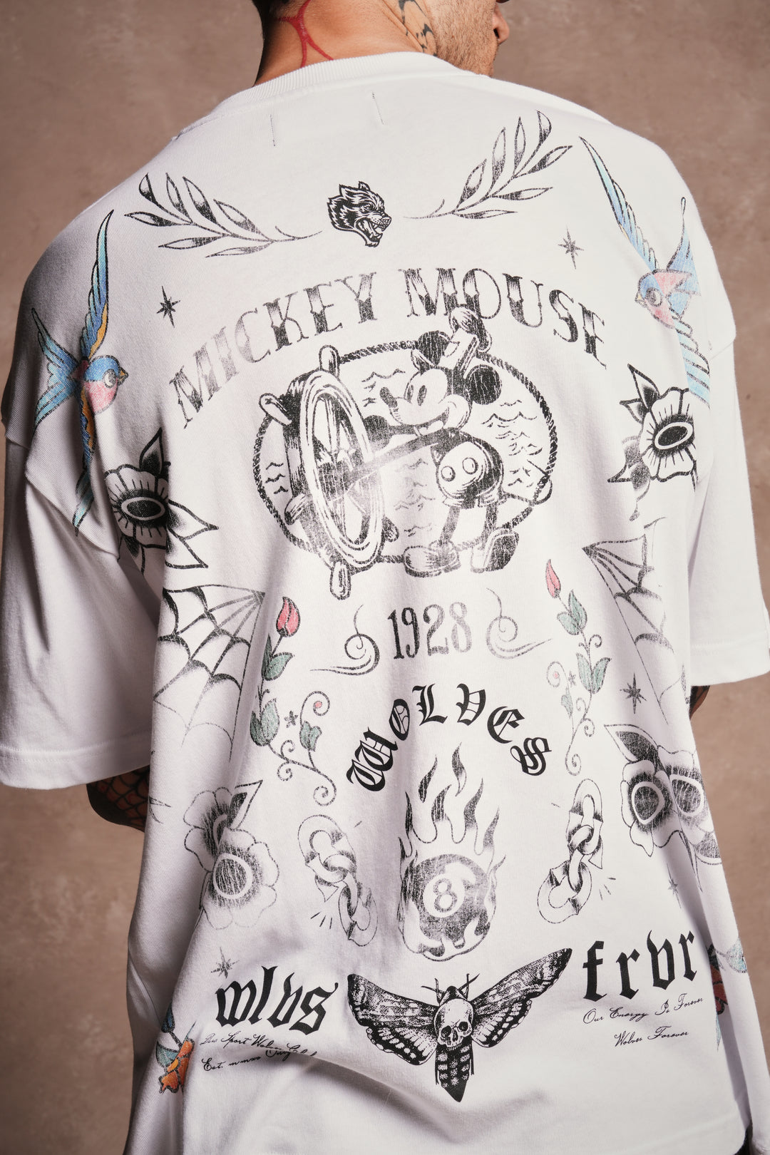 Sailor Wolves Premium Oversized Tee in White