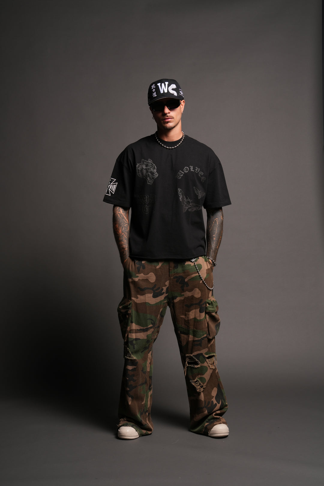 Flash Core Grunge Mid Length Raw Hem Tee In Black