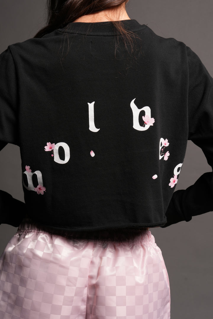 Sakura Pyramid Premium Cropped Ls Tee In Black