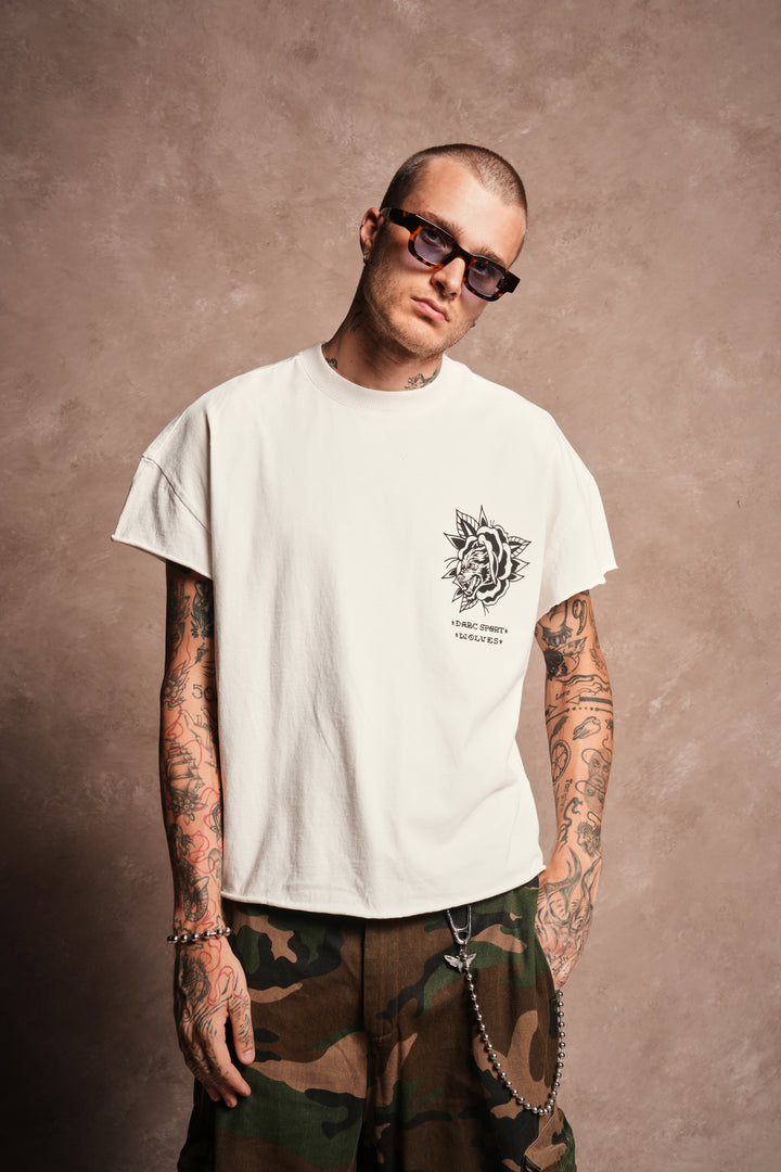 Wolf Head Rose Distressed Grunge Mid Length Raw Hem Cap Sleeve Tee in Cream