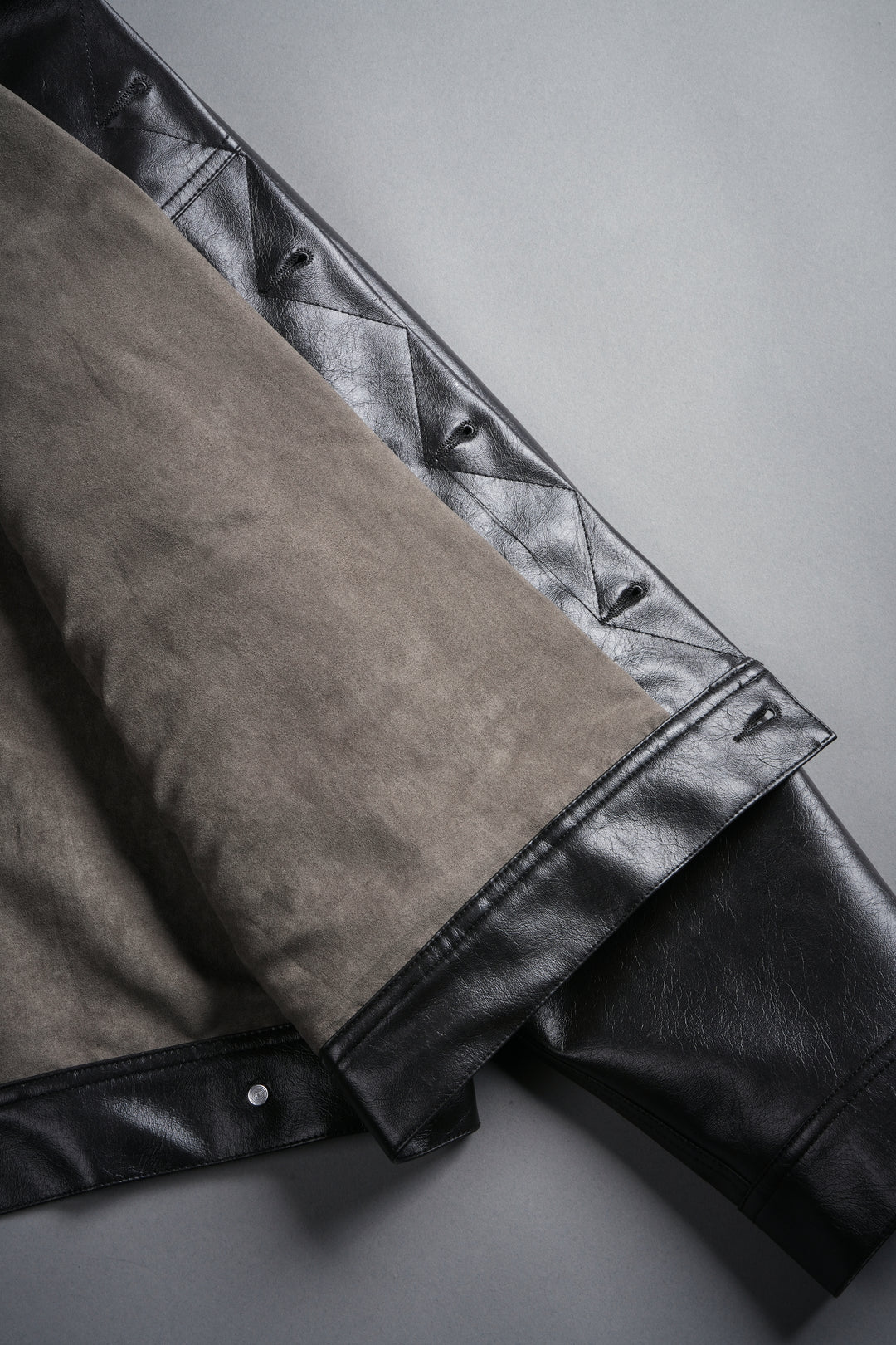 Single Wolf Faux Leather American Cropped Jacket in Darc Charcoal