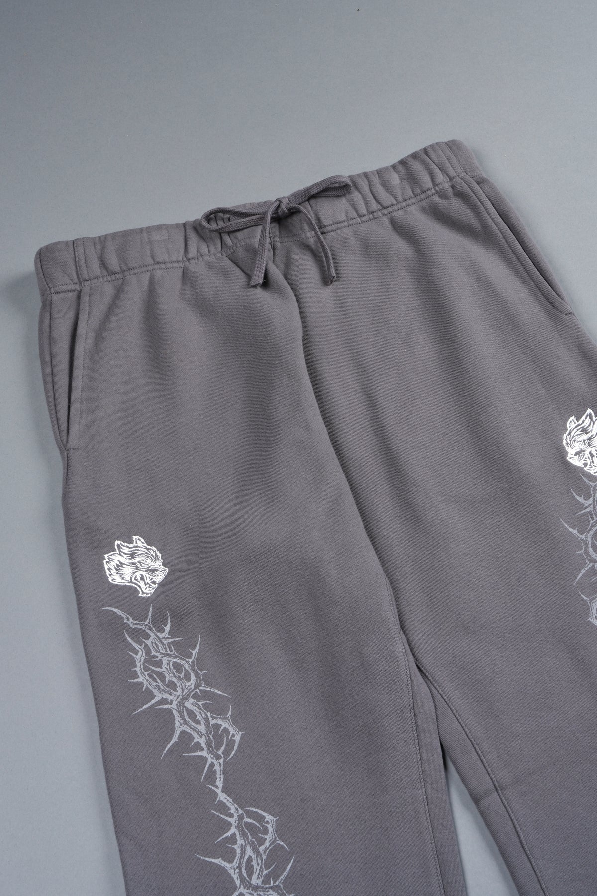 Exo Thorns Bigelow Sweat Pants In Slate Gray