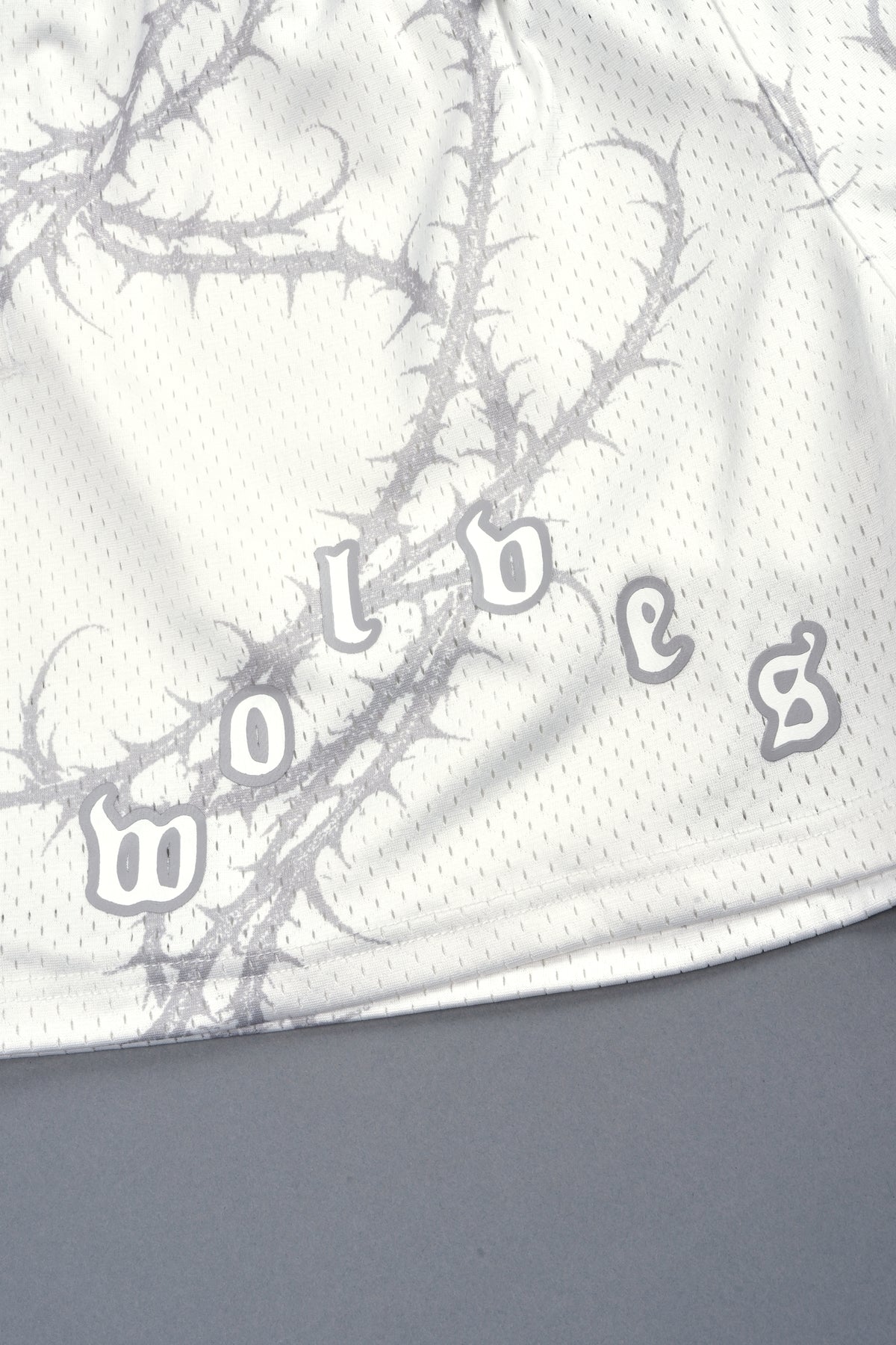 Thorns Frvr Mesh Shorts In White