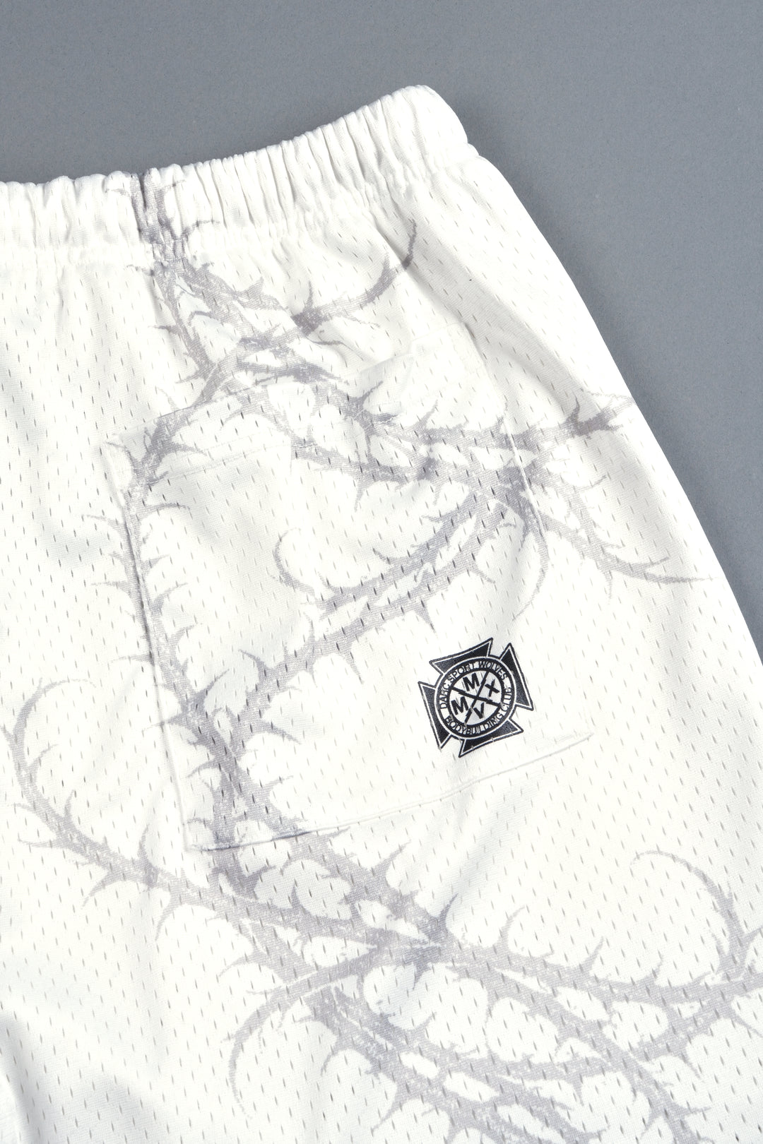 Thorns Frvr Mesh Shorts In White