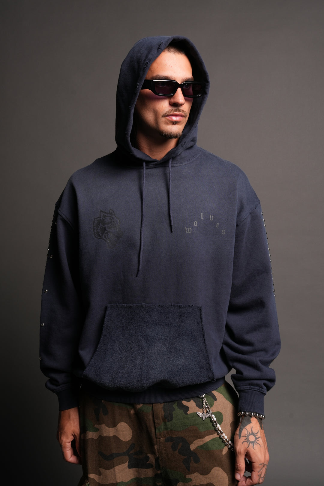 Wolves Heritage Grunge Moatis Hoodie In Navy Sun Fade