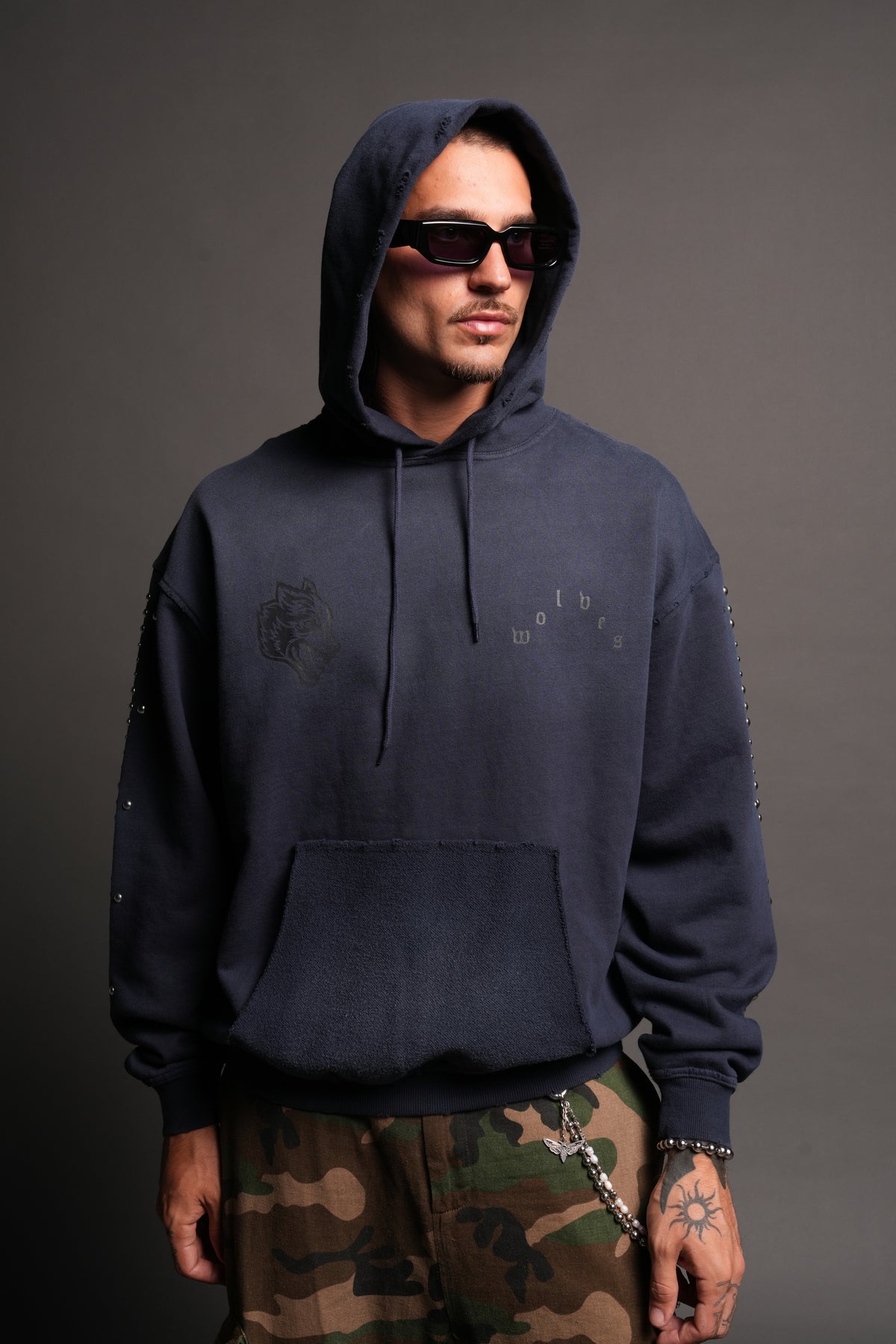 Wolves Heritage Grunge Moatis Hoodie In Navy Sun Fade