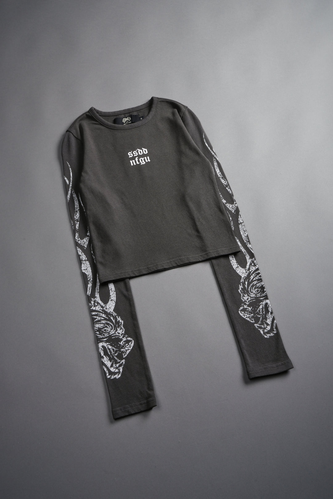 Finite Flame L/S "Baby" Tee in Wolf Gray