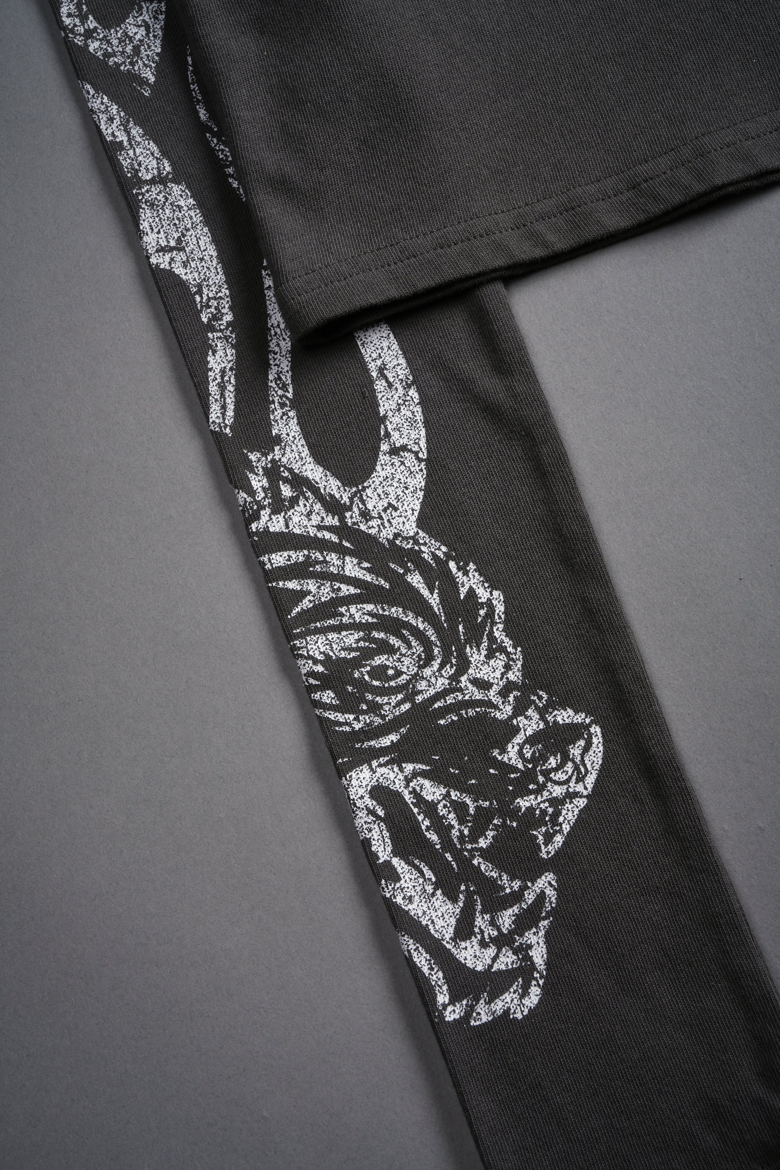 Finite Flame L/S "Baby" Tee in Wolf Gray