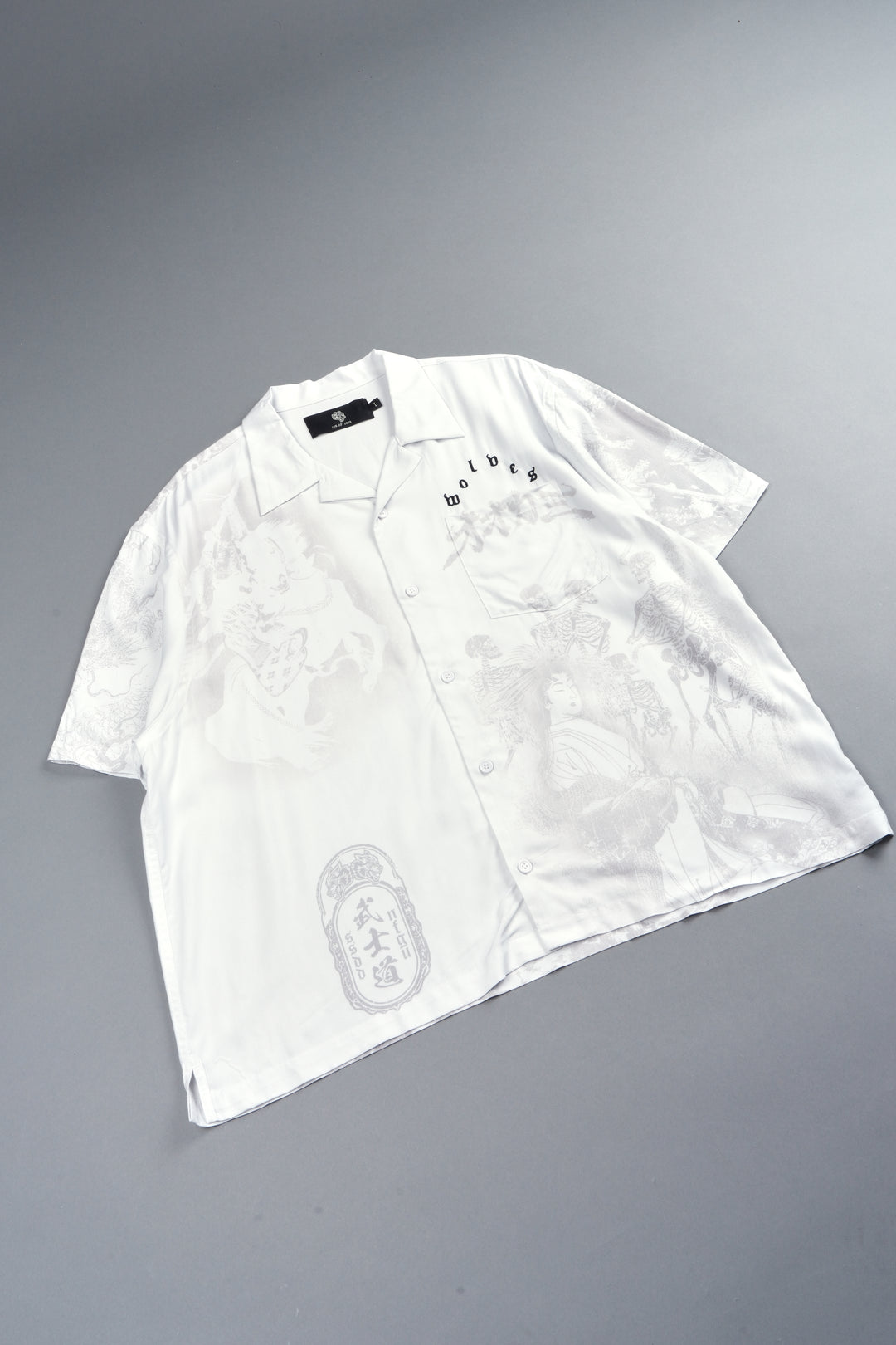 Ronin'S Lament Romero Mid Length Button Up in Cream