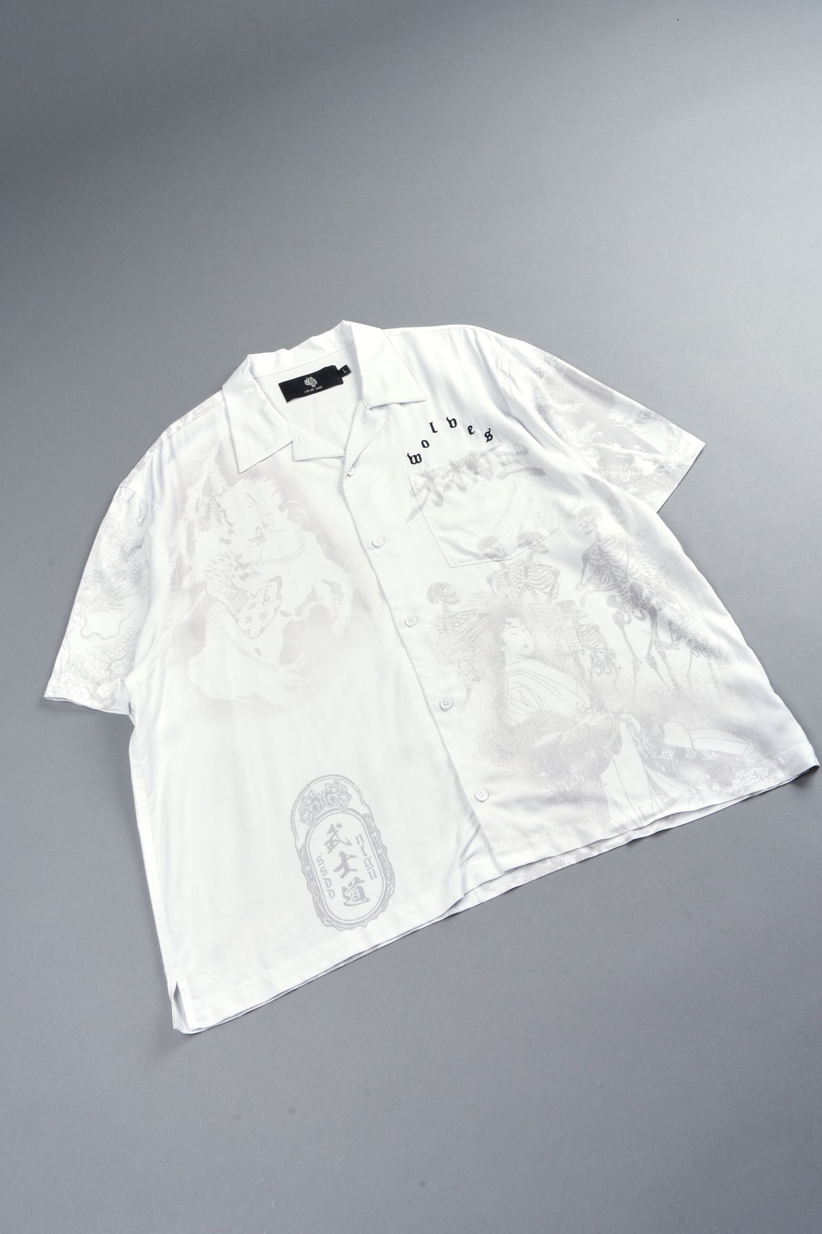 Ronin'S Lament Romero Mid Length Button Up in Cream