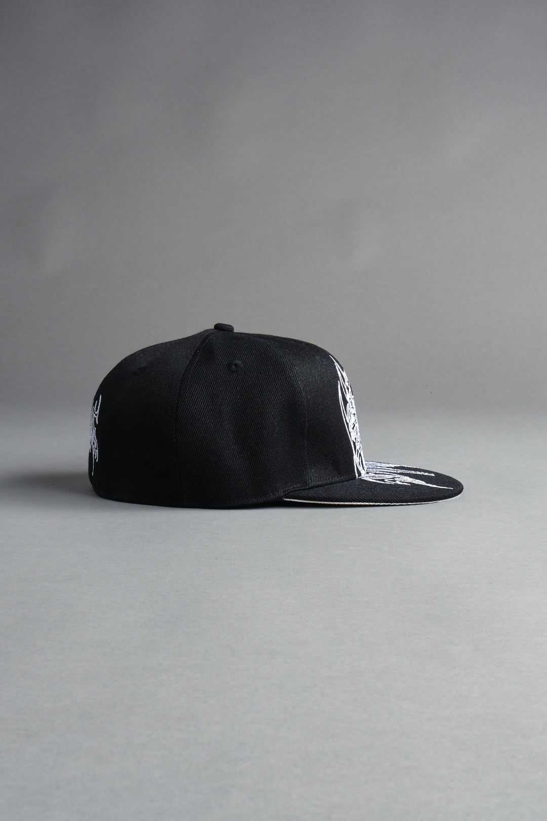 Finite Flame Fitted Cap in Black