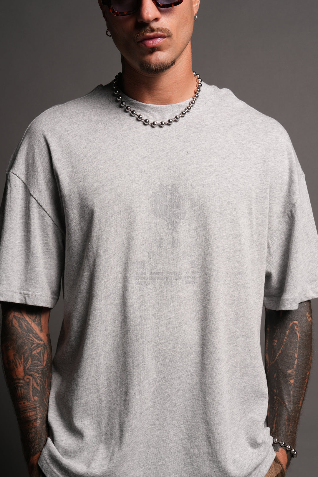 Big Wolf Head Premium Oversized Tee In Light Athletic Gray