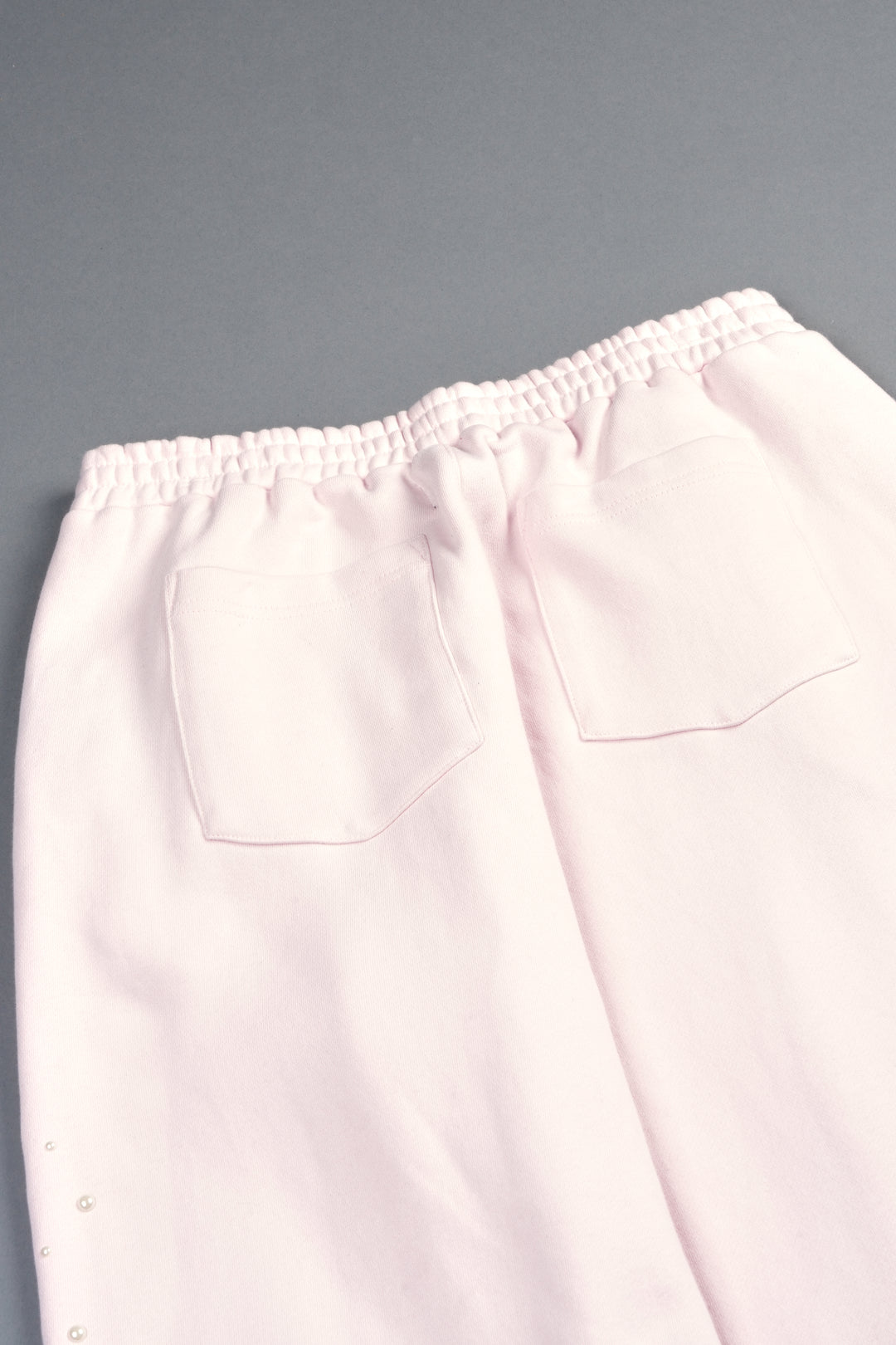 She Pearls Yara Pleated Sweat Pants In Blush Pink