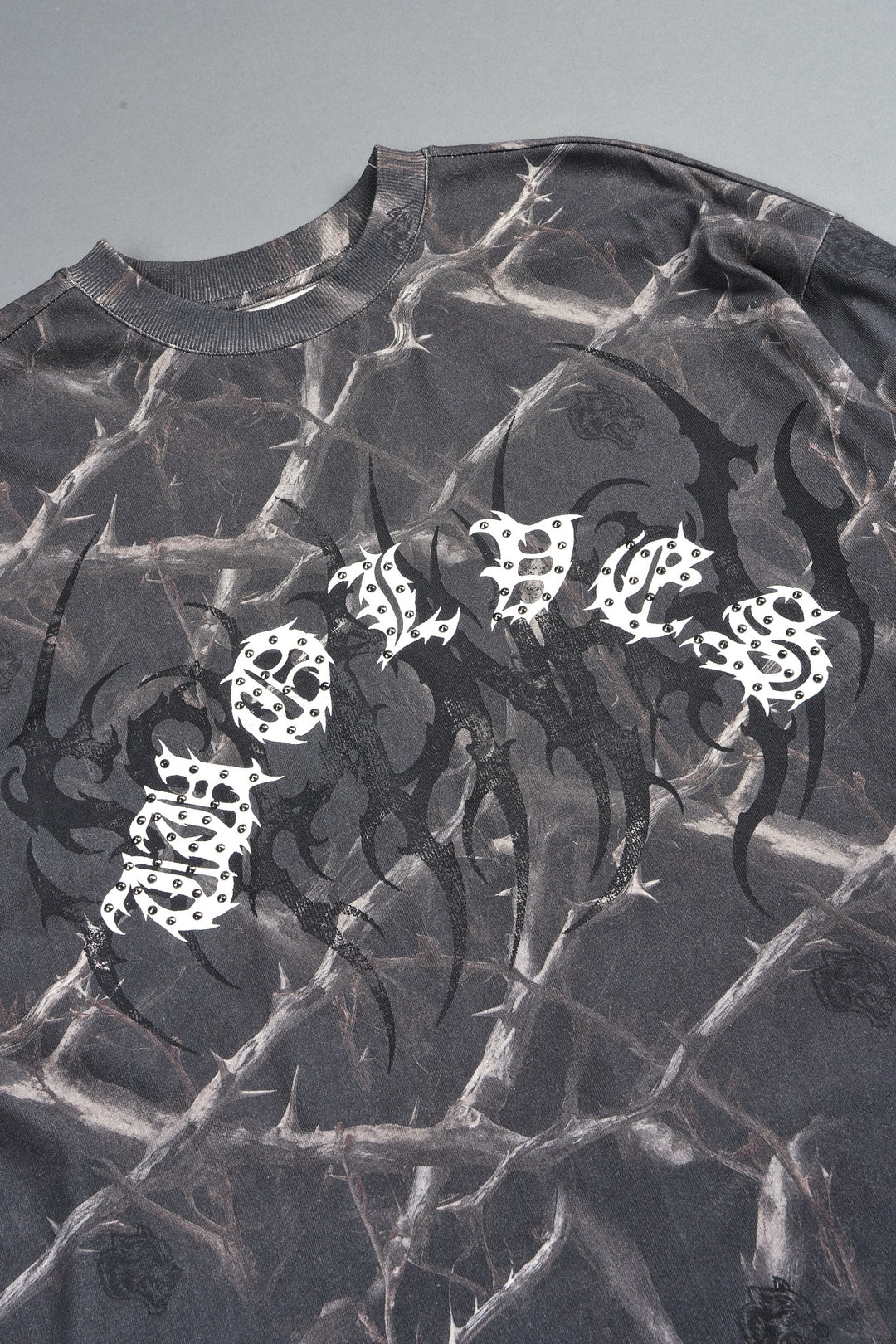 Studded Mantra Premium Oversized Tee In Darc Thorns