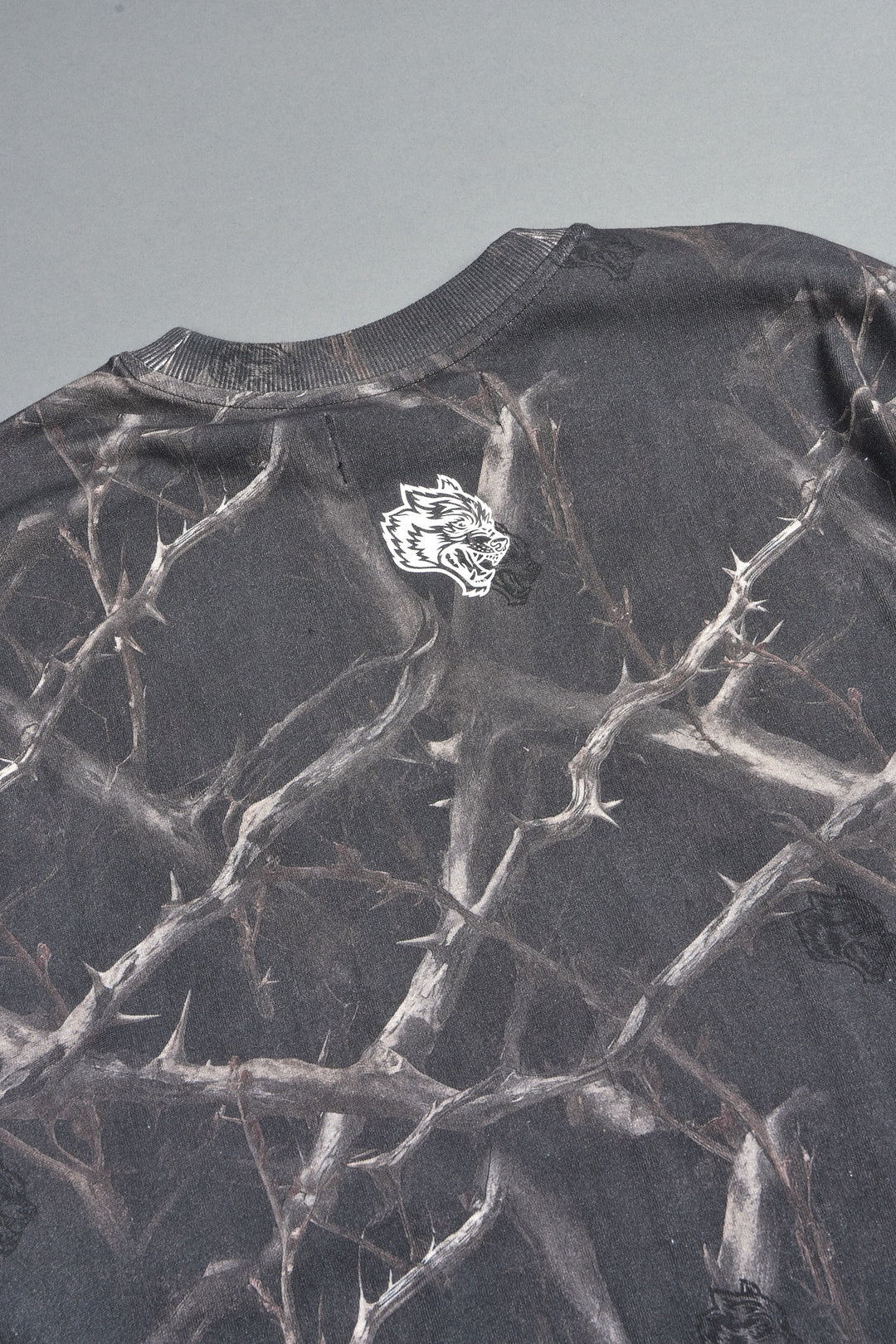 Studded Mantra Premium Oversized Tee In Darc Thorns