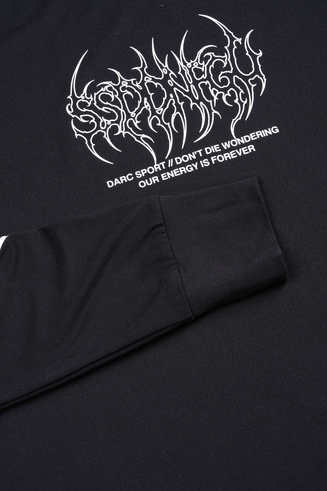Hesh Mantra Dry Wolf Raglan Ls Tee In Black