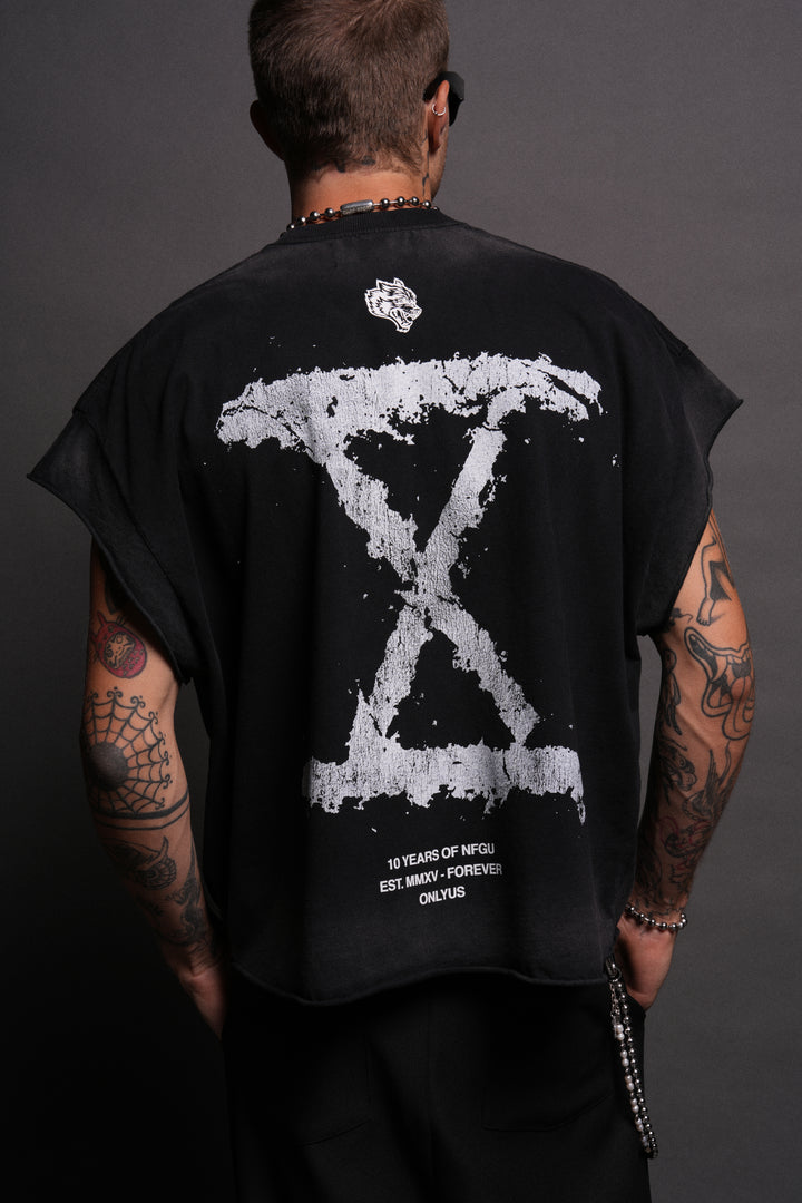10 Years of NFGU Grunge Cut-Off Tee in Black Drift Wash