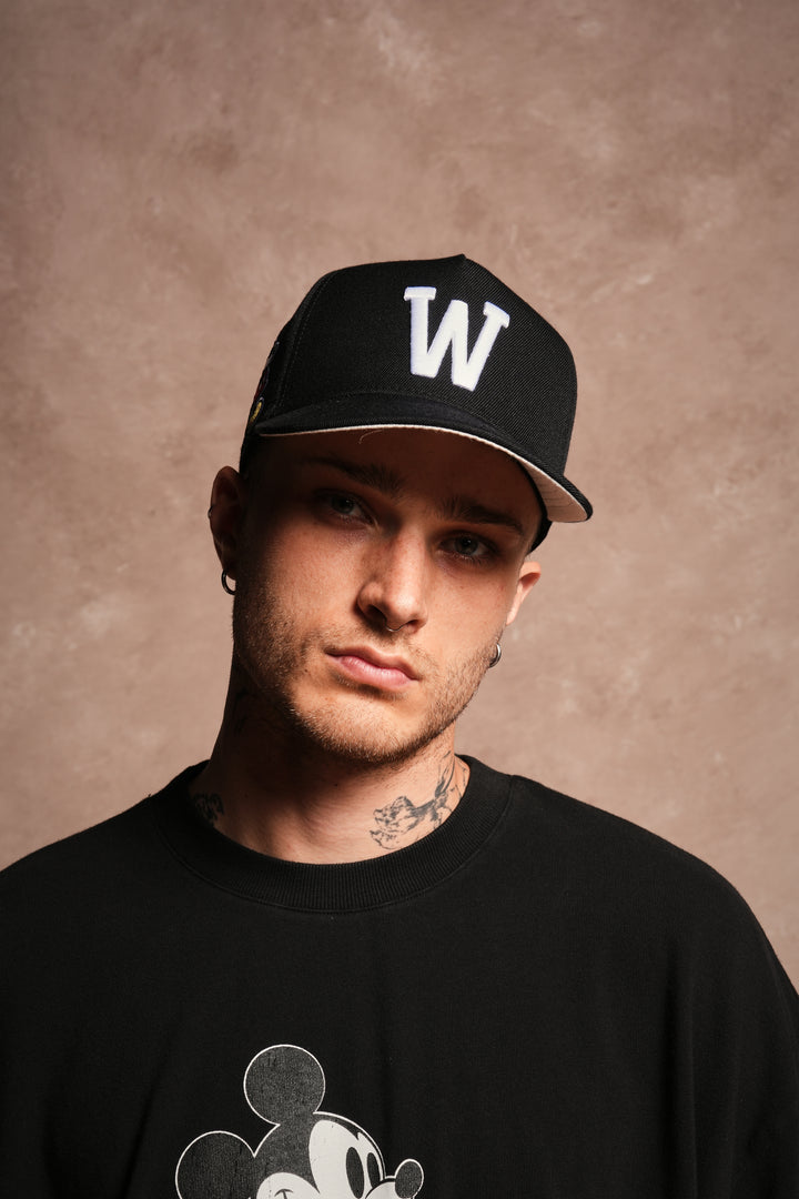 Mickey Mouse Hesh Fitted 5 Panel Cap in Black