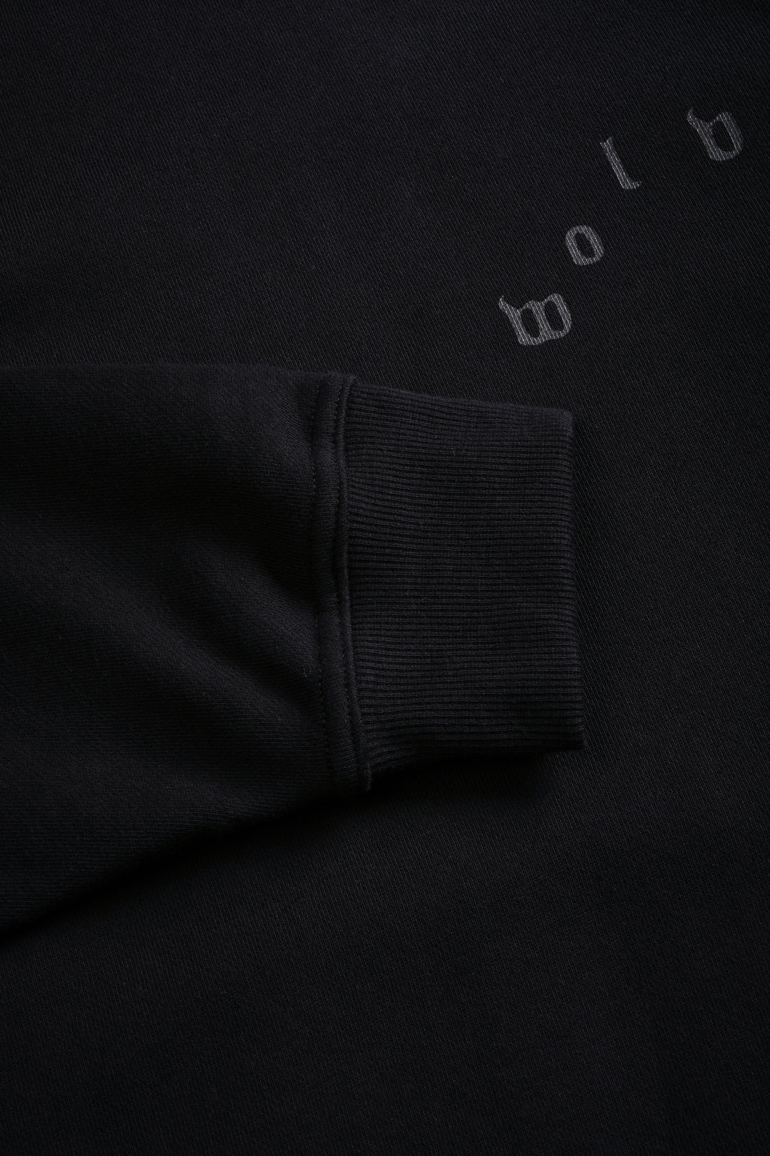 Lineage Frvr London Crewneck in Black