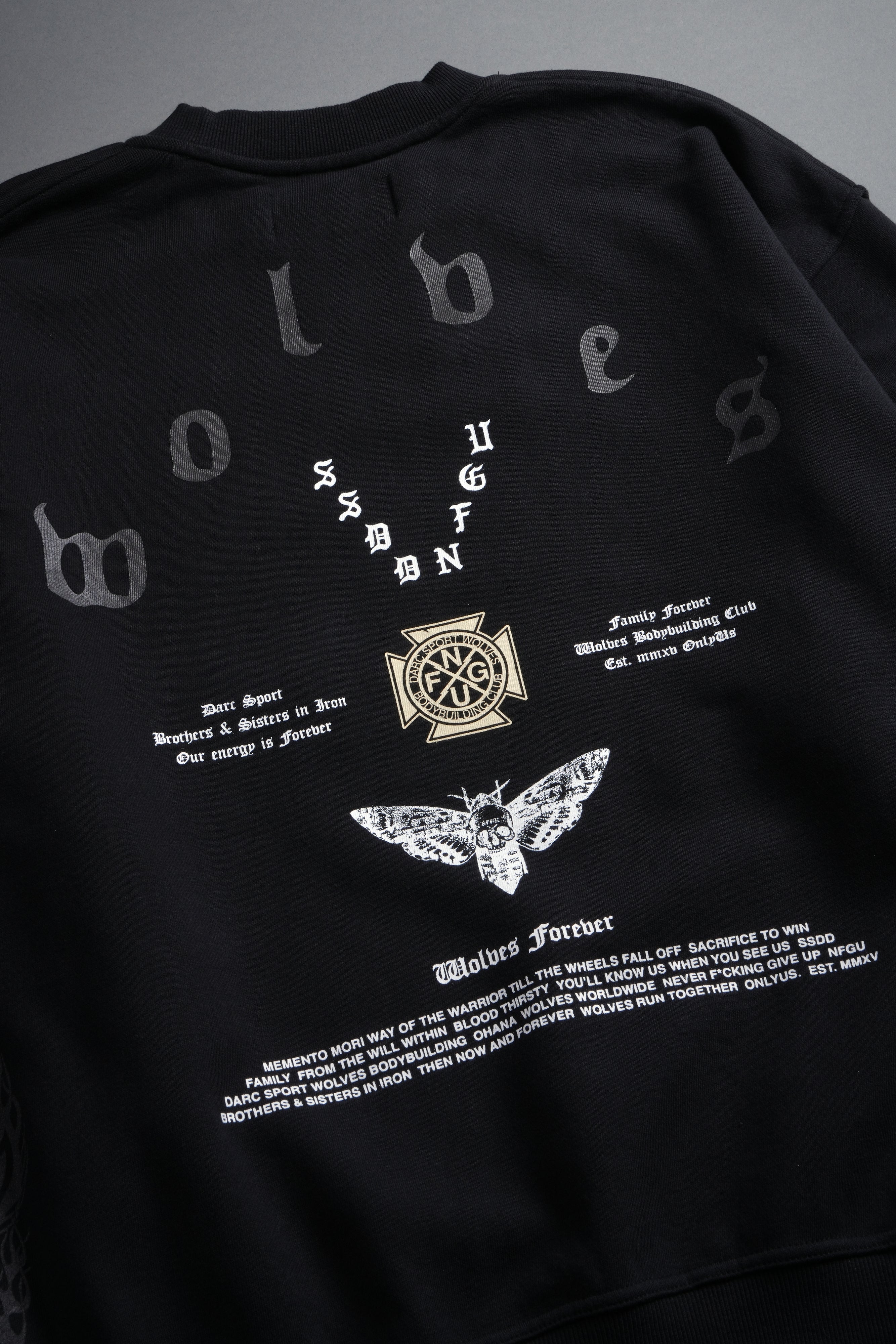 Lineage Frvr London Crewneck in Black