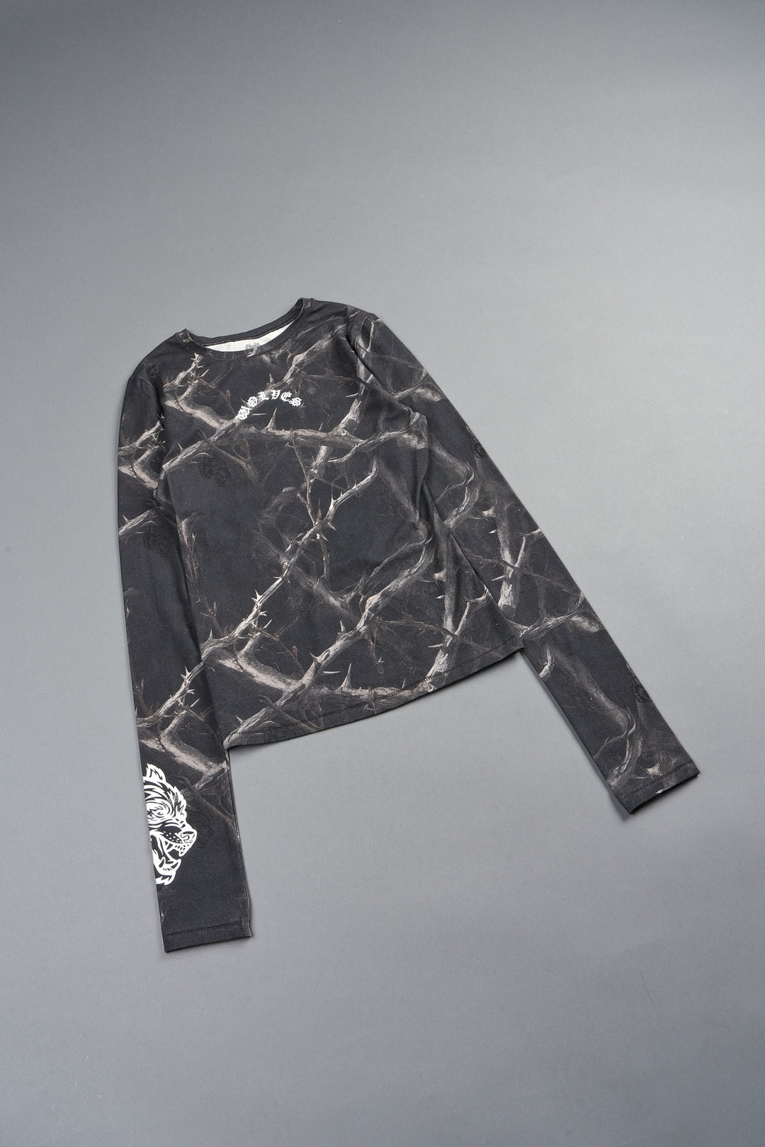 Hesh Chopper Eden Ls Tee In Darc Thorns