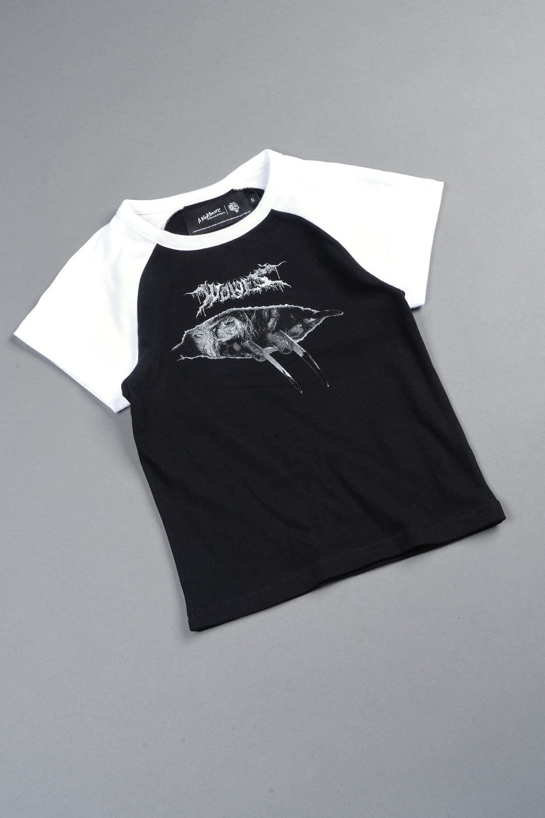 Dont Sleep Lina Raglan Baby Tee In Black/White