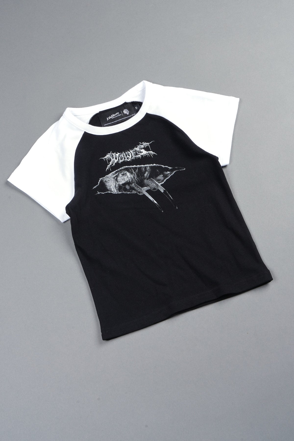 Dont Sleep Lina Raglan Baby Tee In Black/White