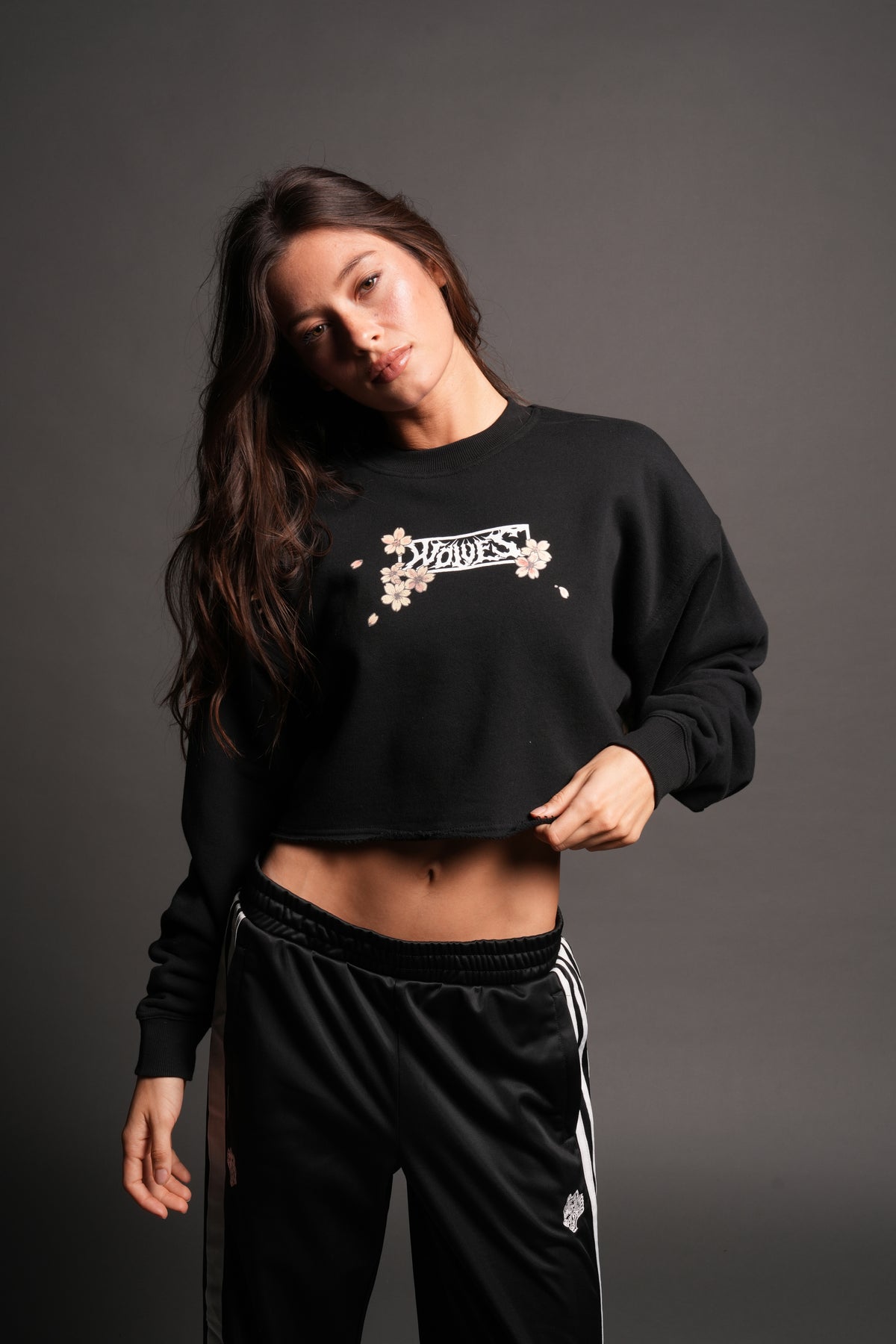 Box Sakura Cropped London Crewneck In Black
