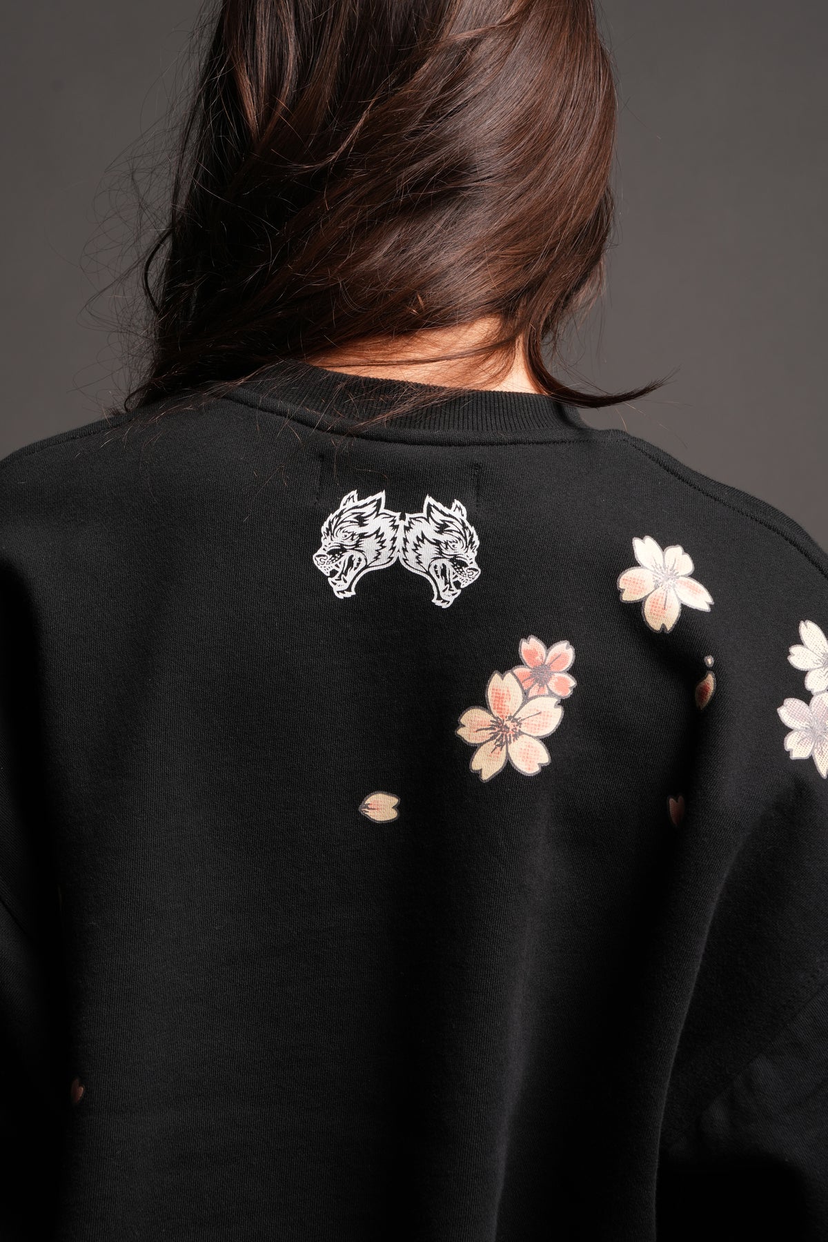 Box Sakura Cropped London Crewneck In Black