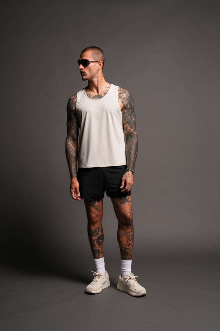 Pyramid V3 Rocky Running Shorts In Black