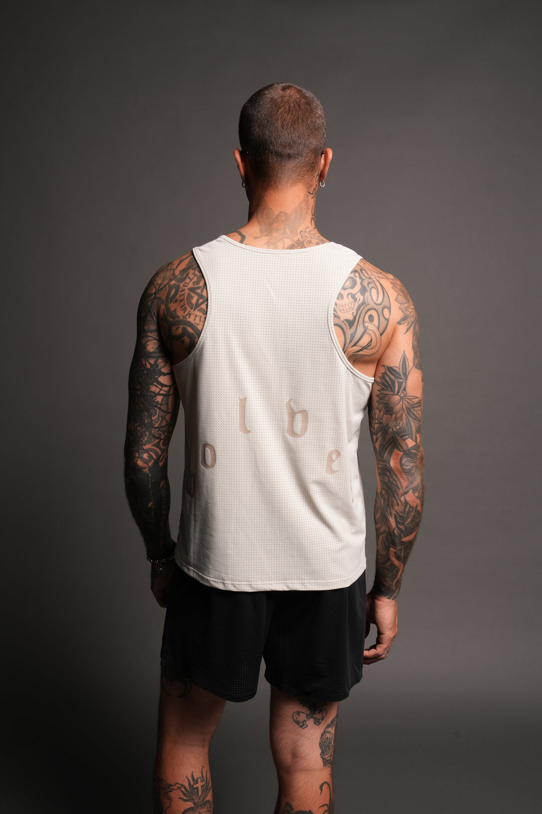 Pyramid V3 Rocky Running Tank In Cream