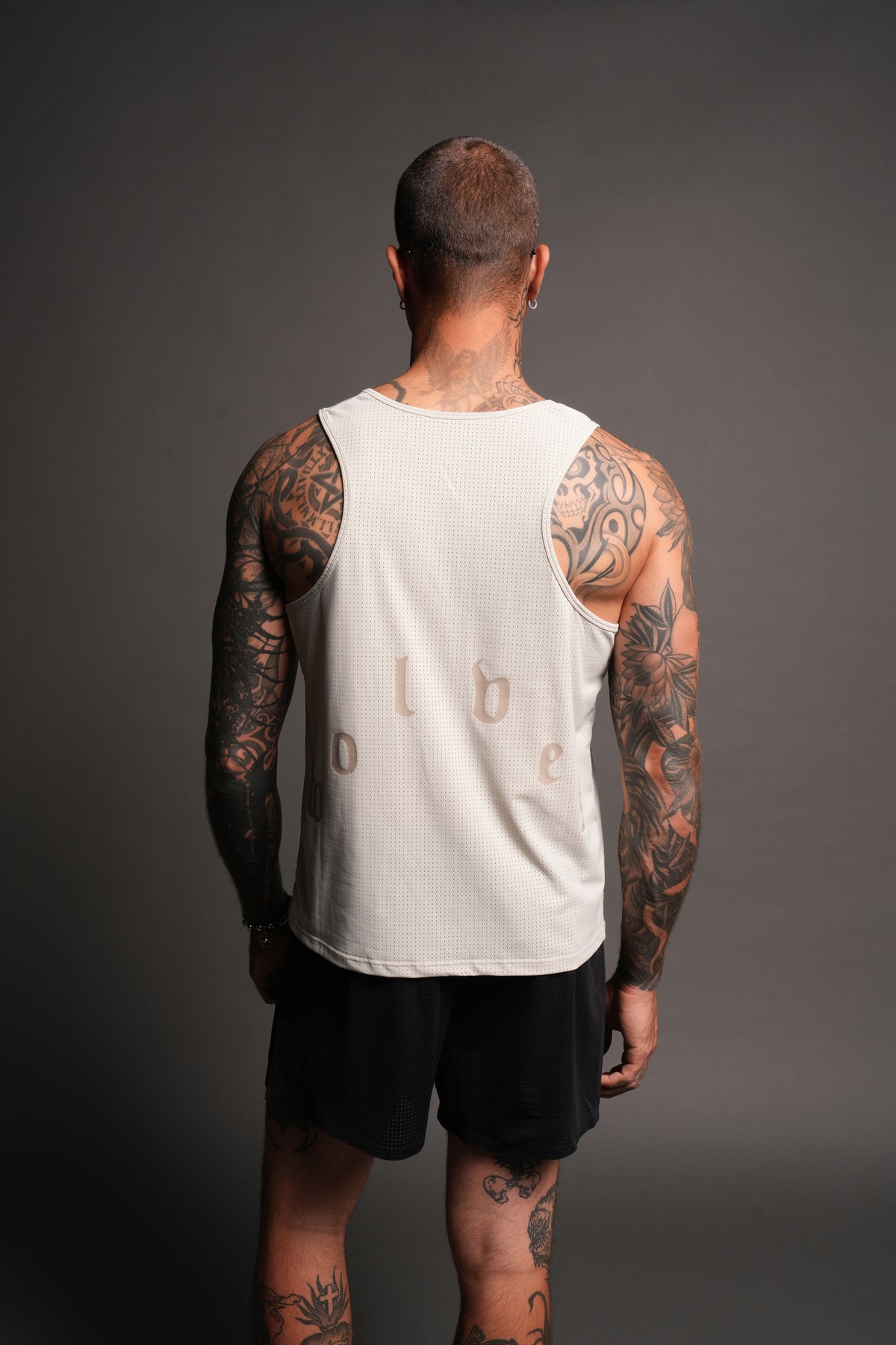 Pyramid V3 Rocky Running Tank In Cream