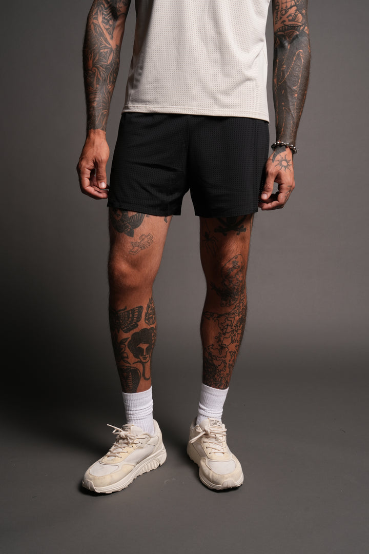 Pyramid V3 Rocky Running Shorts In Black