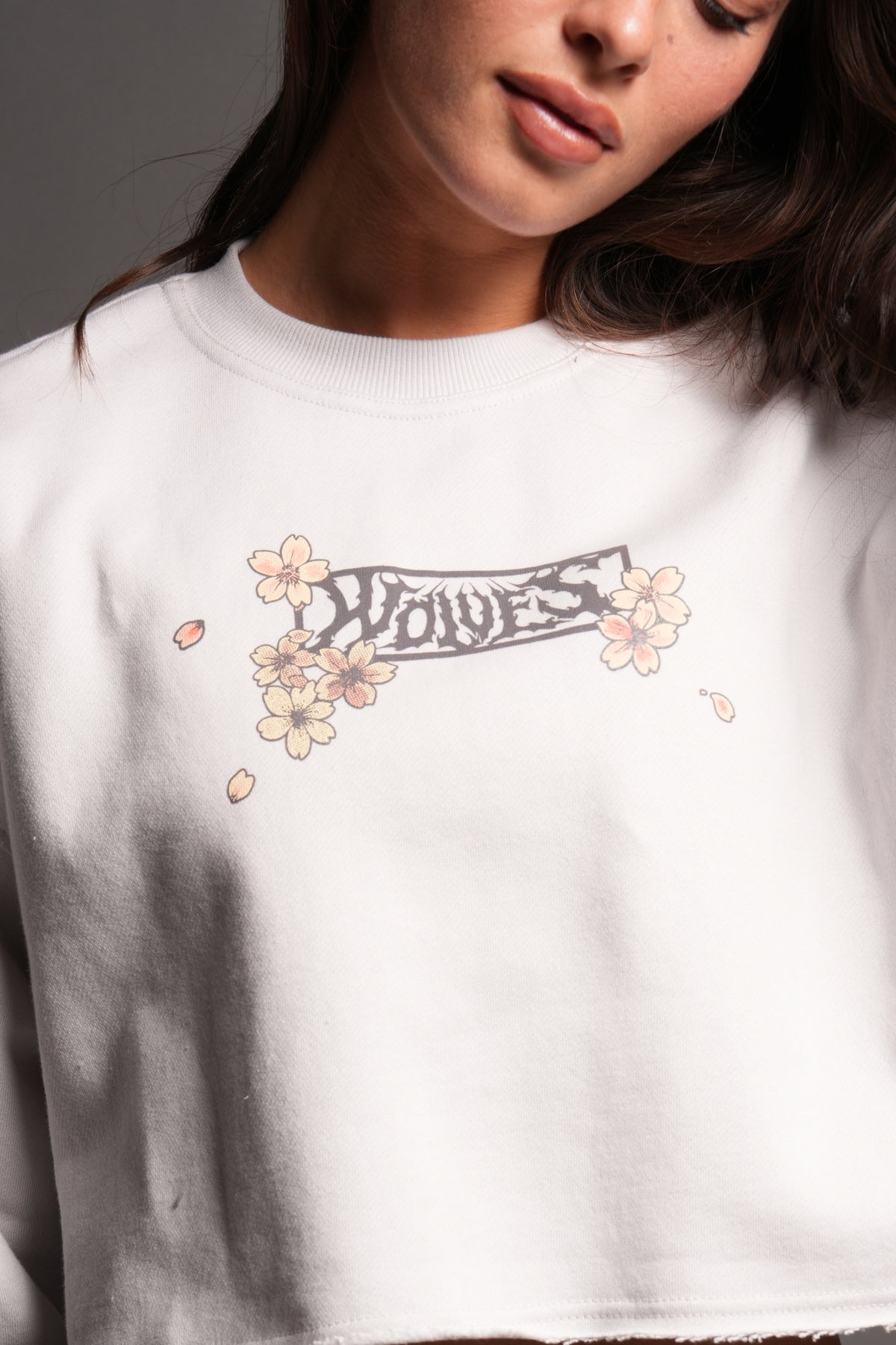 Box Sakura Cropped London Crewneck In Stone