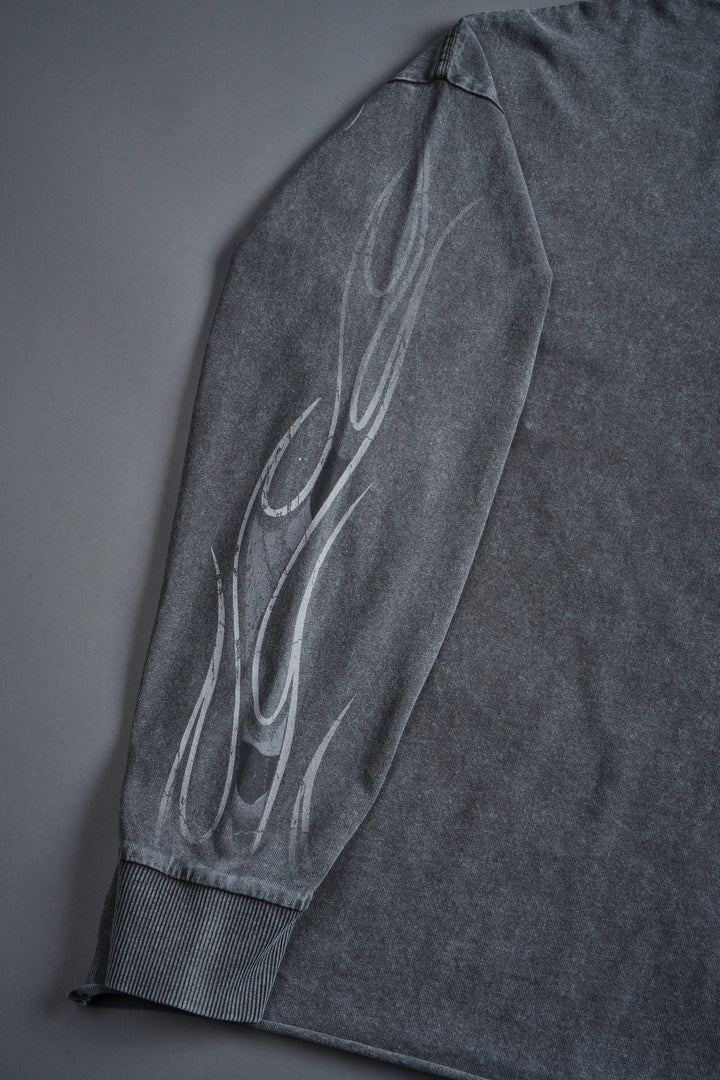 Take-Off Grunge Mid-Length Raw Hem LS Tee in Wolf Gray